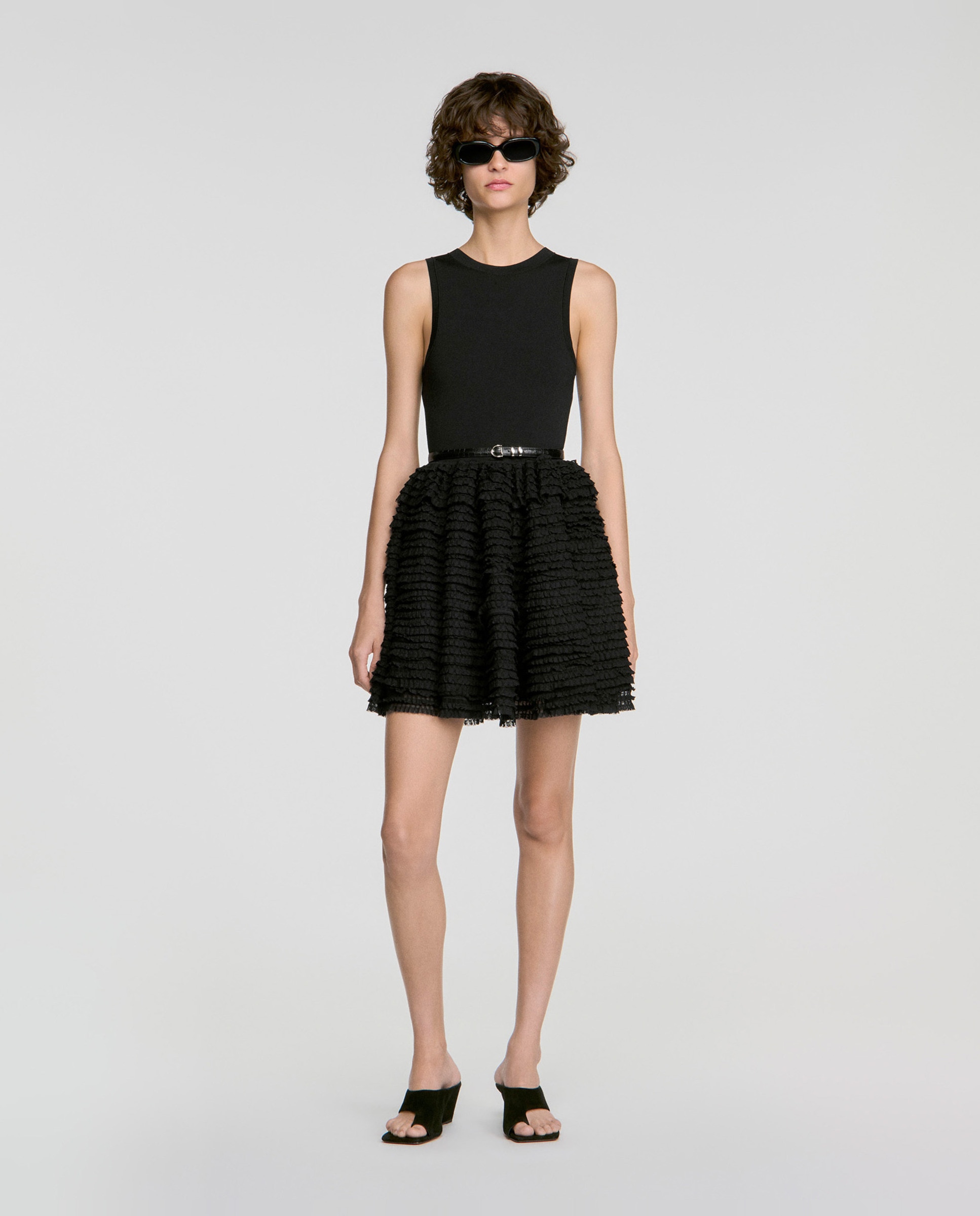 Vestido corto de punto acampanado con volantes de encaje - Sandro - Negro Negro-5