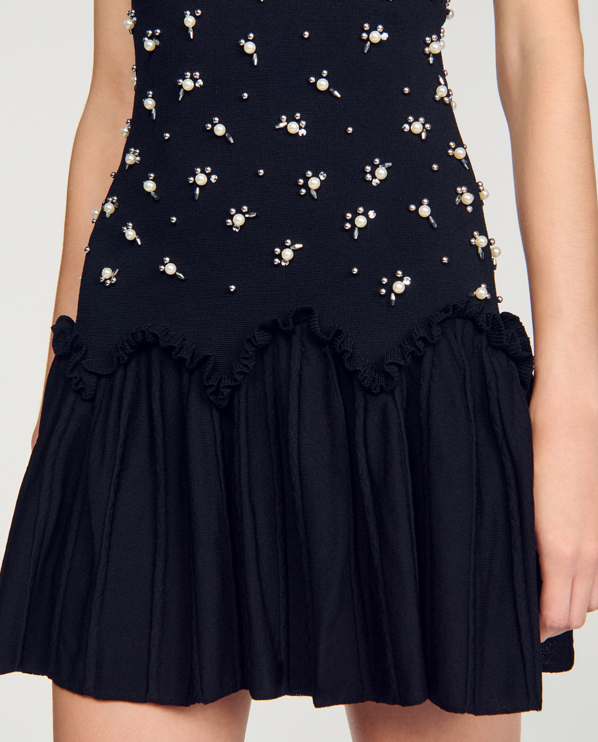 Vestido corto de terciopelo bordado con perlas - Sandro - Negro Negro-4
