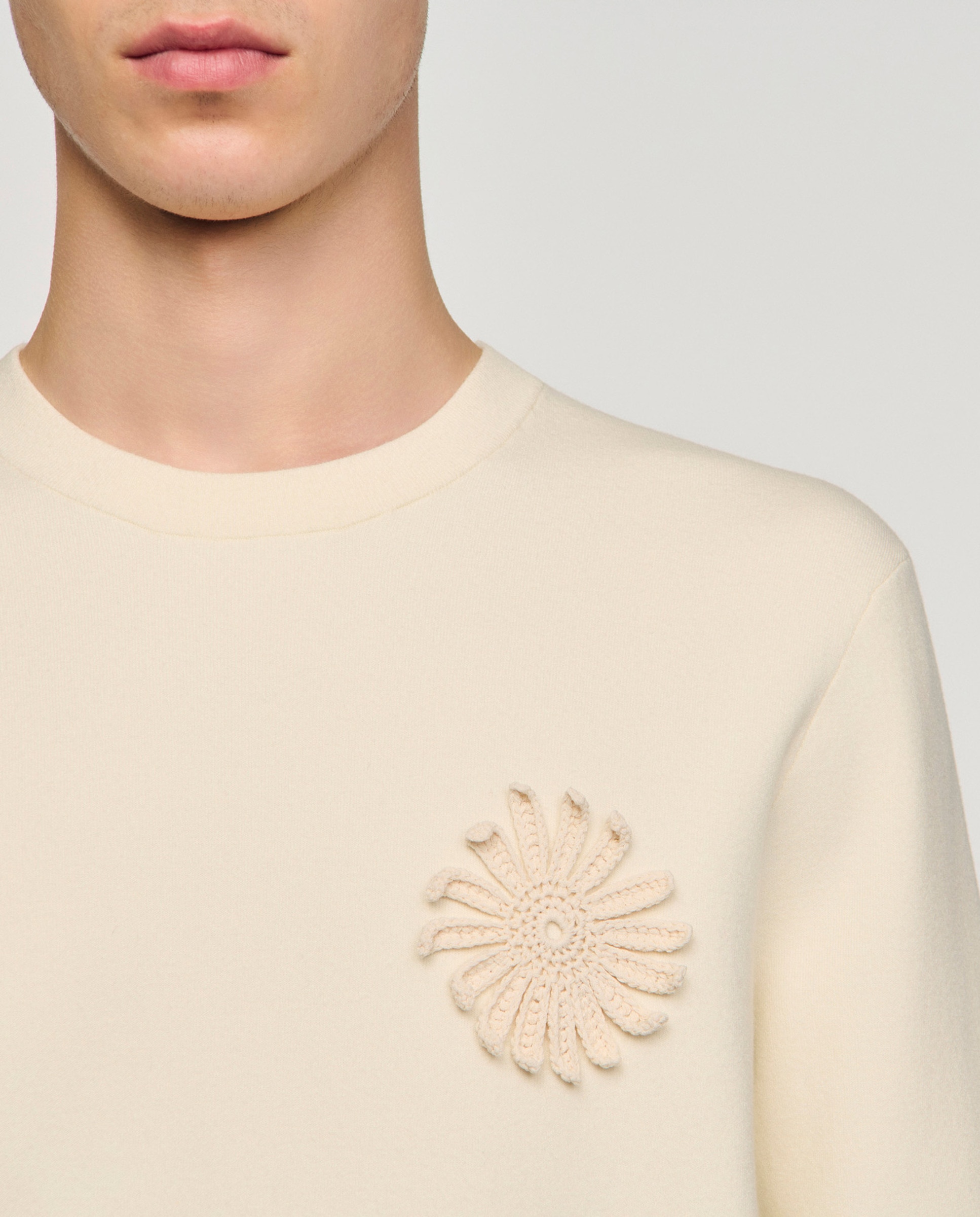 Sudadera sin capucha de hombre de punto con flor ganchillo bordada - Sandro - Blanco Blanco-5