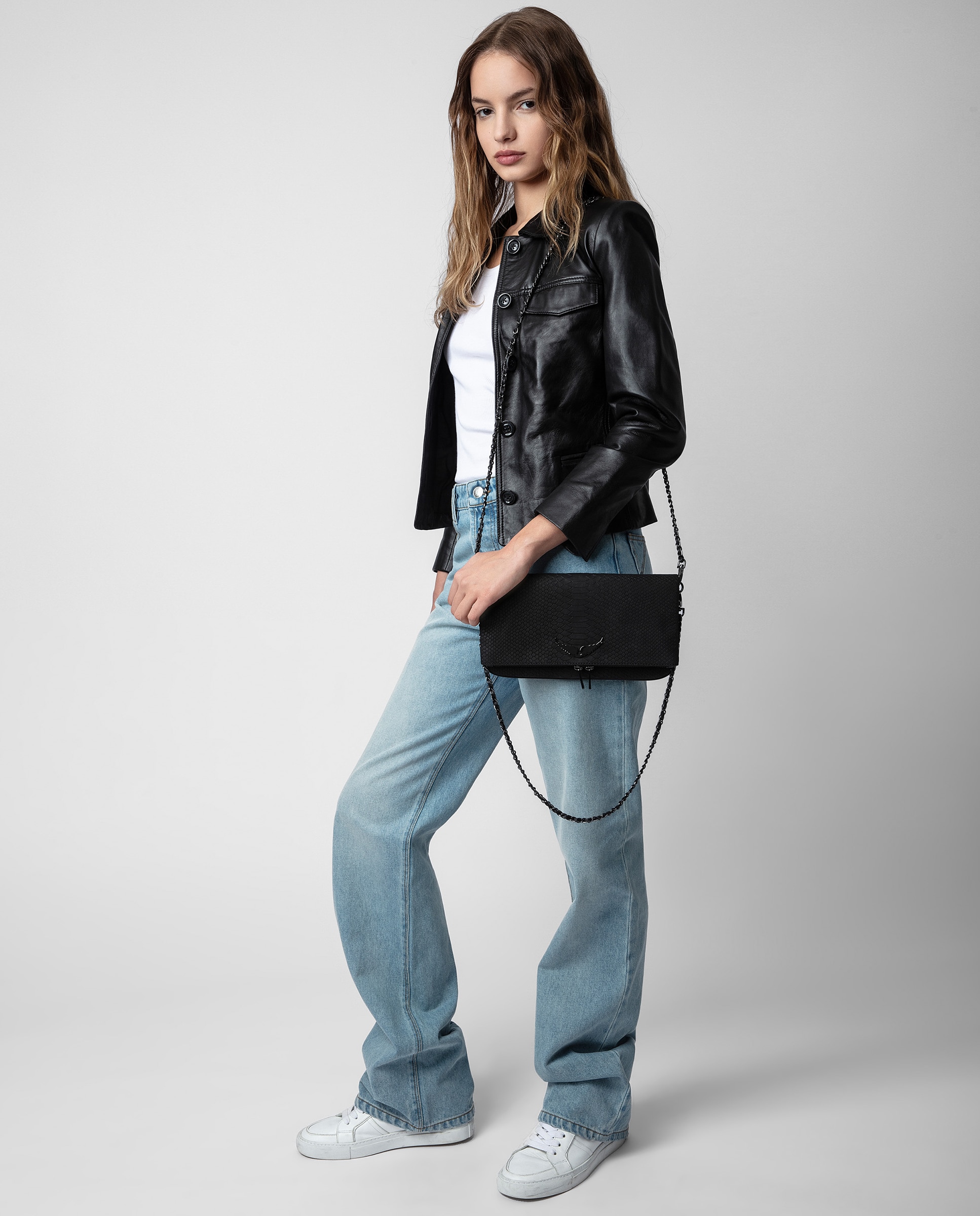 Bolso de mano mediano multiposición en piel efecto pitón con doble cadena entrelazada y cierre de cremallera - Zadig & Voltaire - Negro Negro-2