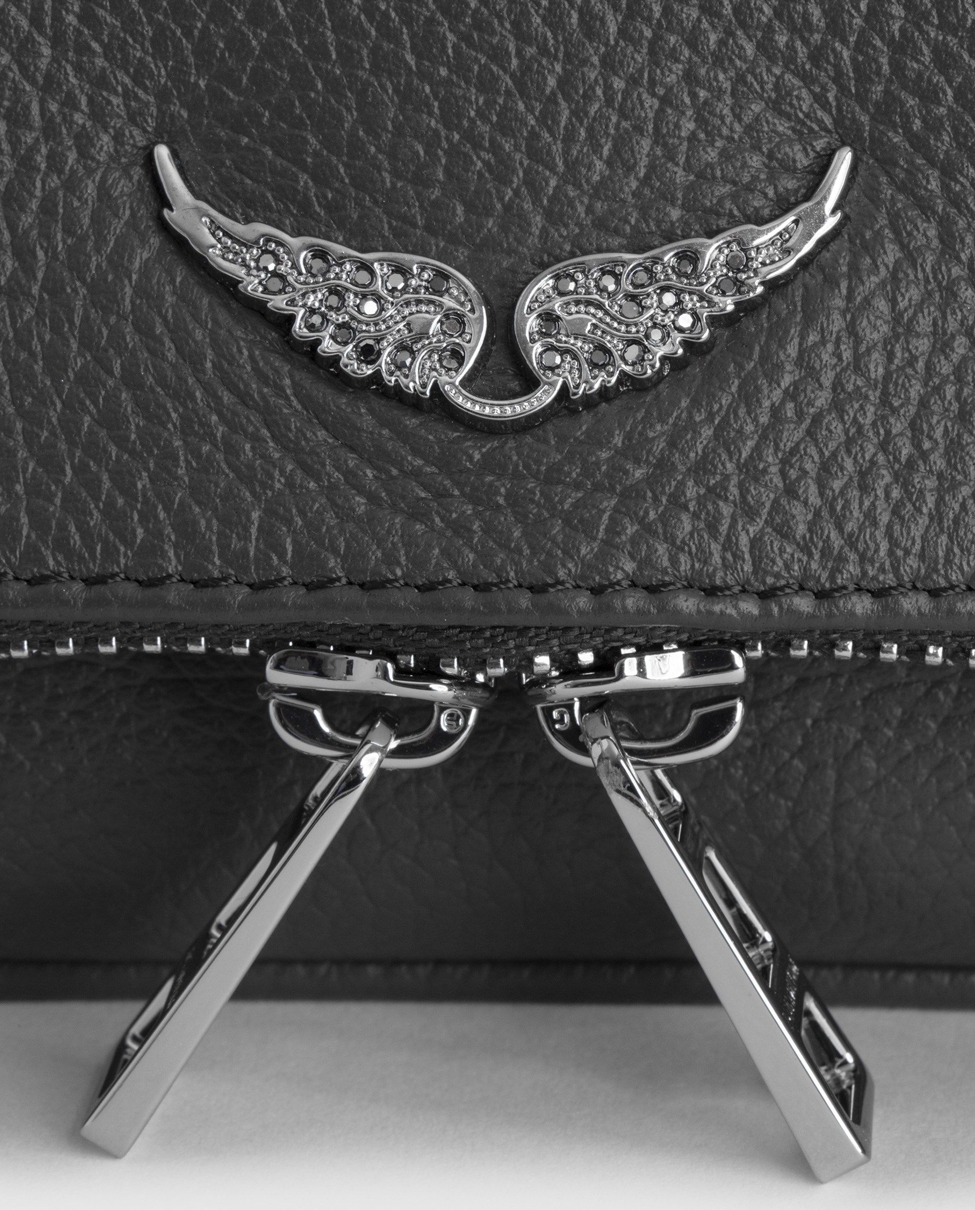 Bolso mini de mano rock de cuero granulado con cadenas y strass - Zadig & Voltaire - Gris Gris-6
