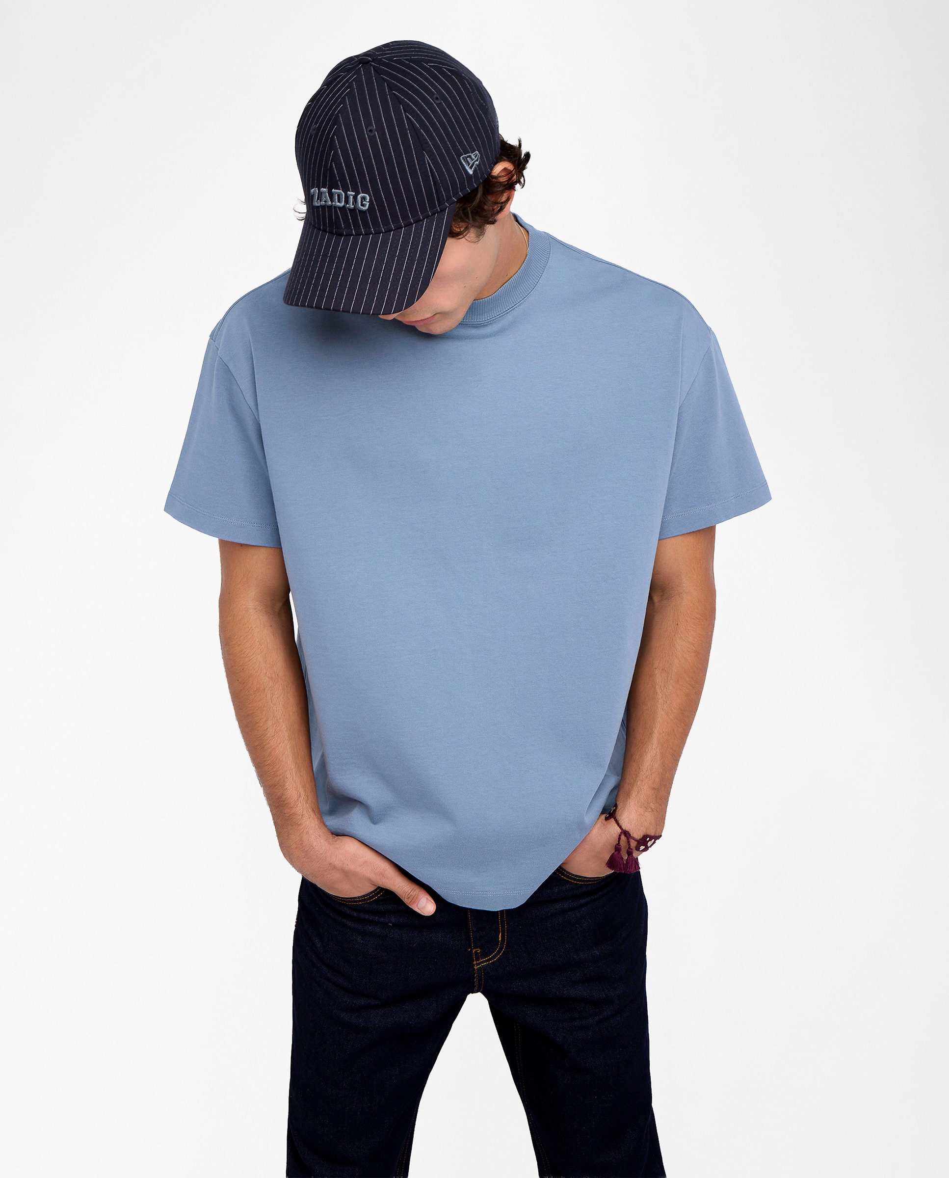 Camiseta de hombre de manga corta de algodón oversize con parche delantero