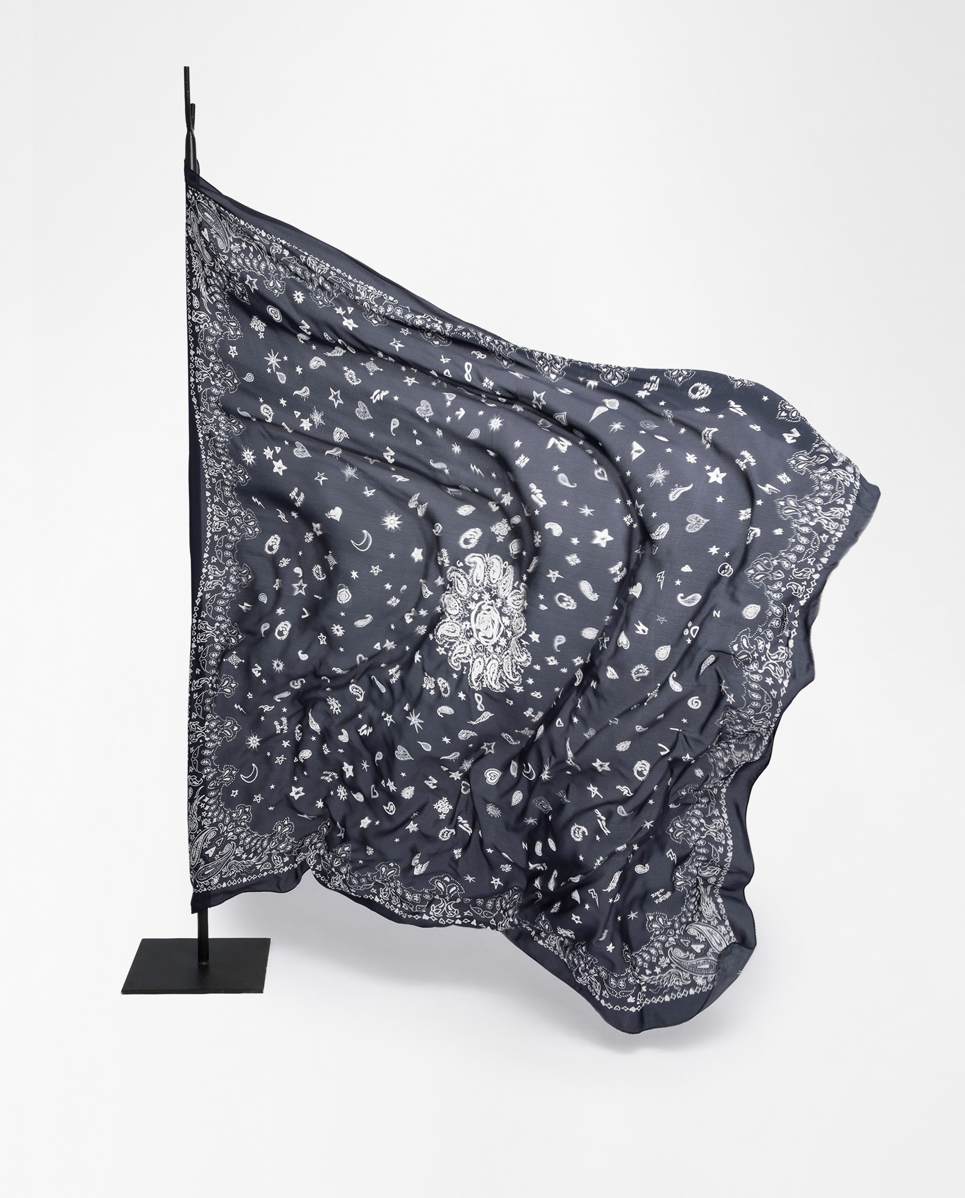 Pañuelo de mujer de seda con estampado bandana - Zadig & Voltaire - Negro Negro-4