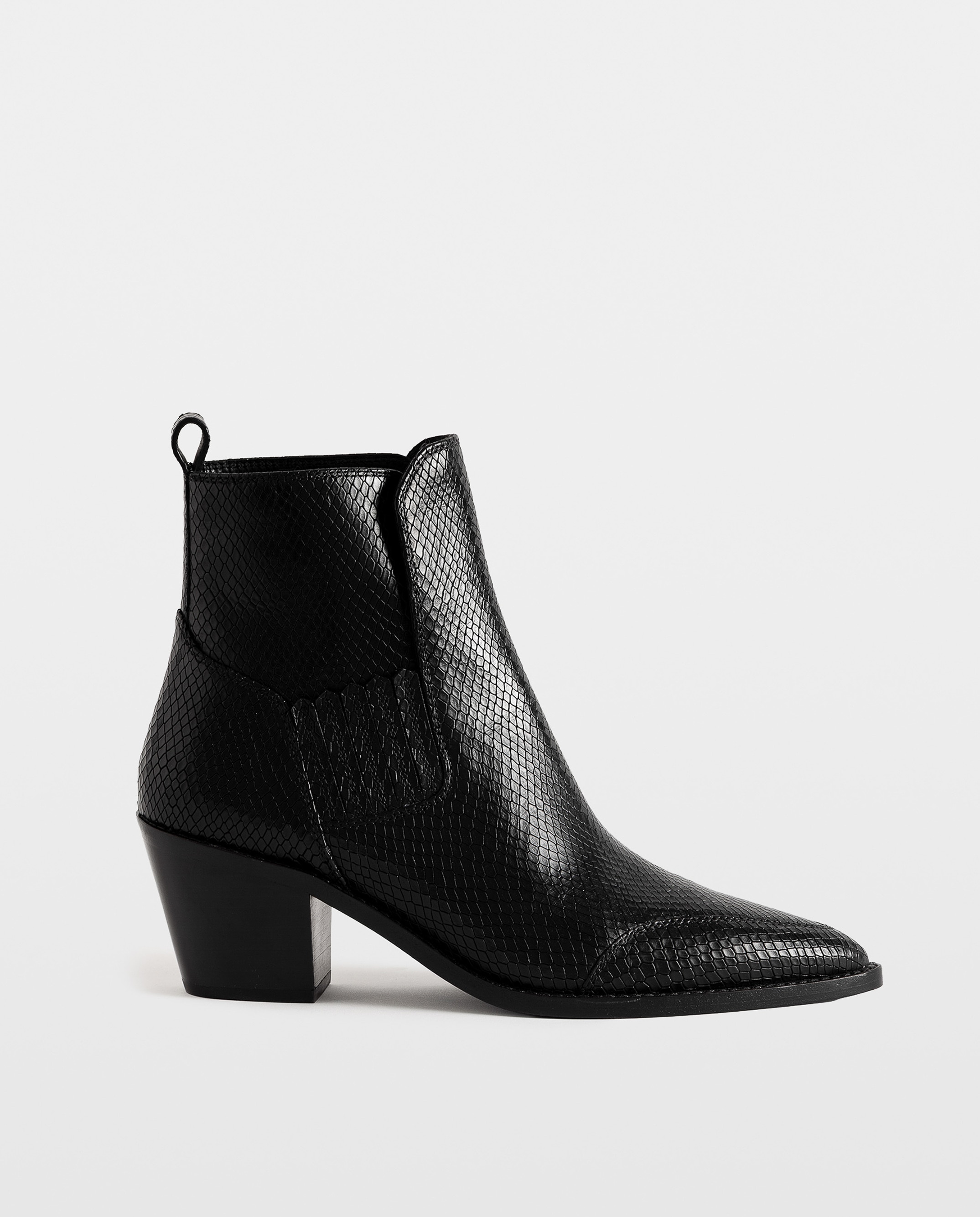 Imagen 0 de Botines cowboy de mujer de piel efecto serpiente, con tacón y negros Negro