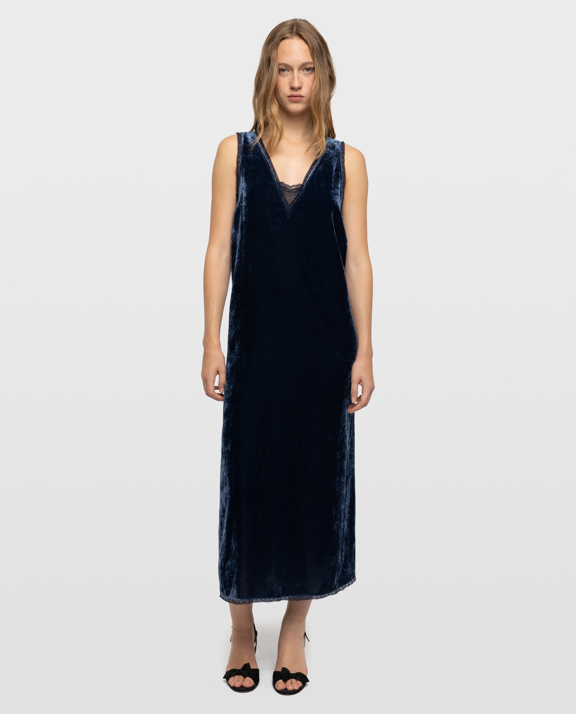 Imagen 0 de Vestido midi de terciopelo satinado lencero con encaje sin mangas Azul marino