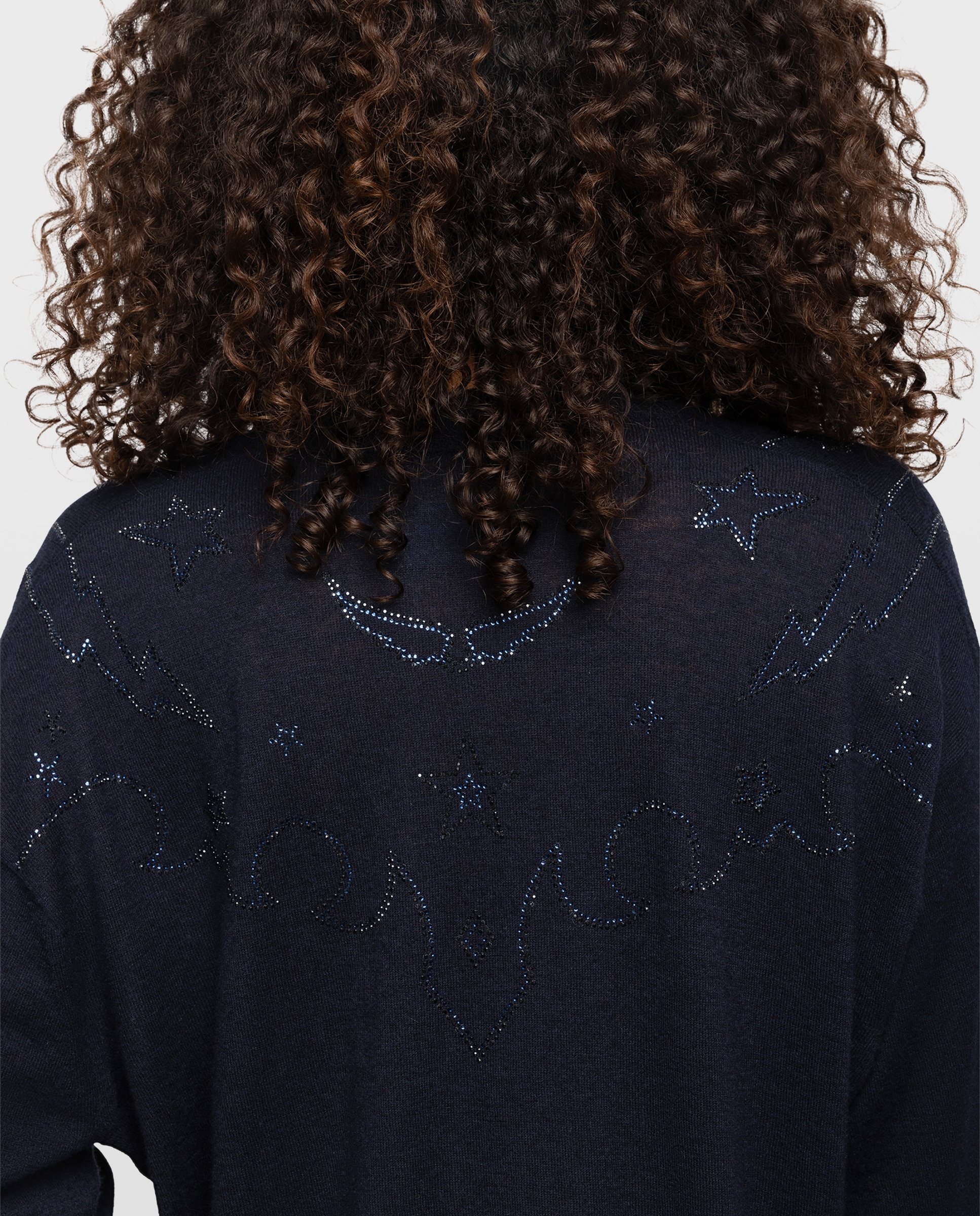Imagen 5 de Jersey de mujer 100% cachemira de cuello en v de manga larga oversize con strass - Zadig & Voltaire - Azul marino Azul marino