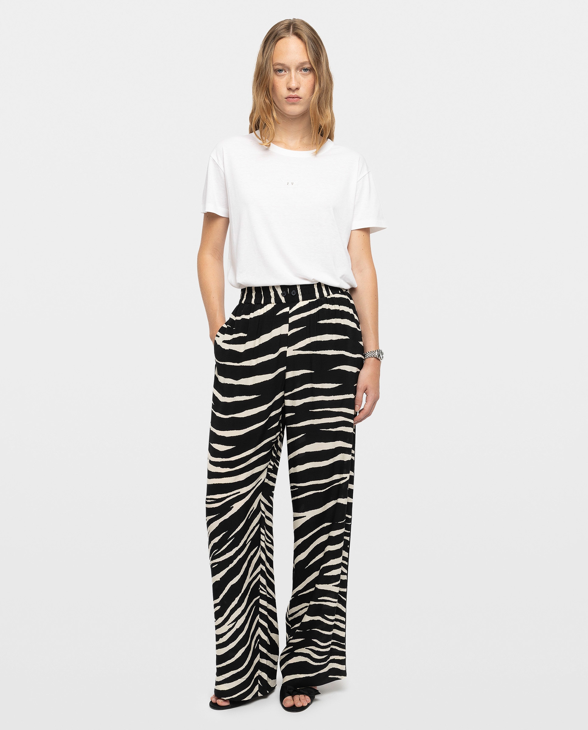 Imagen 0 de Pantalones rectos de mujer estilo pijama estampados de viscosa Negro