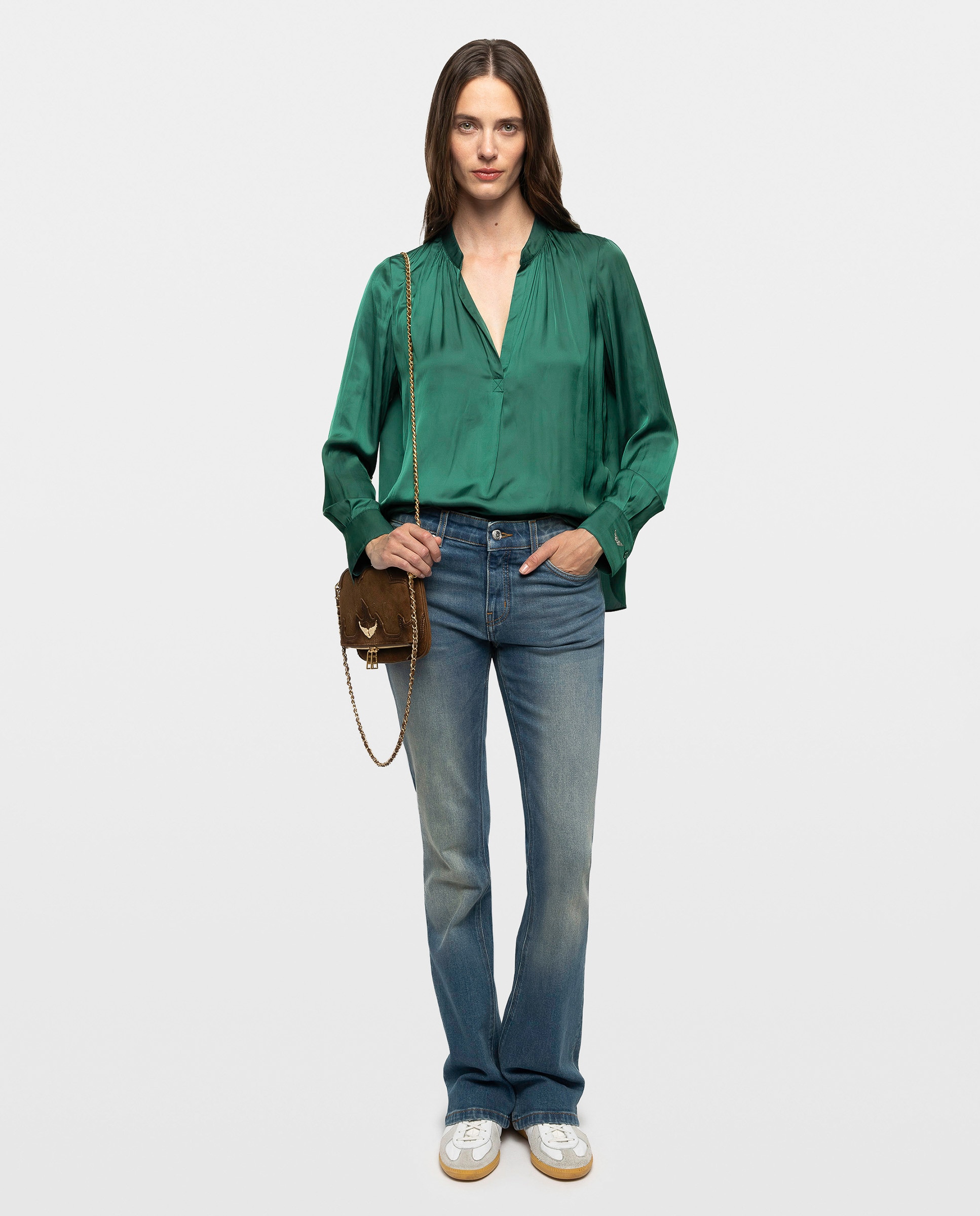 Blusa de mujer Tink satinada con escote de pico - Verde Verde-3