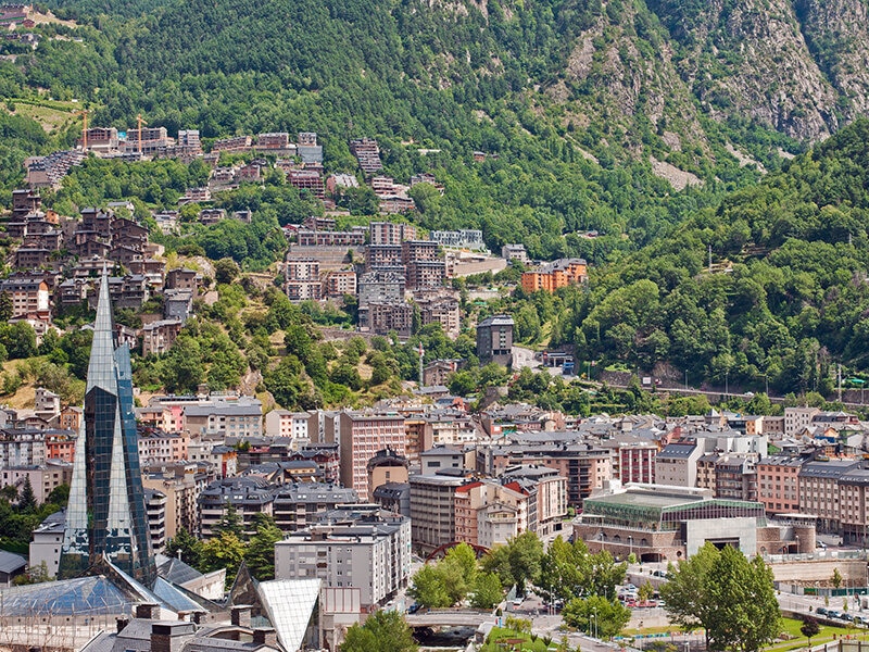 Imagen 2 de Smartbox Desconexión en Andorra: 2 noches con desayuno y 1 cena en Yomo Mola Park Hotel 4*