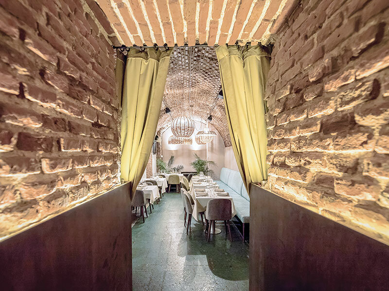 Smartbox Menú degustación en Arrabal: la experiencia gastronómica más insólita de la Plaza Mayor 4