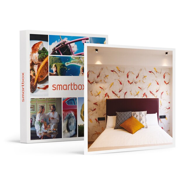 Imagen 0 de Smartbox Romántica Sevilla: 1 noche con cesta de desayuno y cava en Welldone Sierpes Boutique