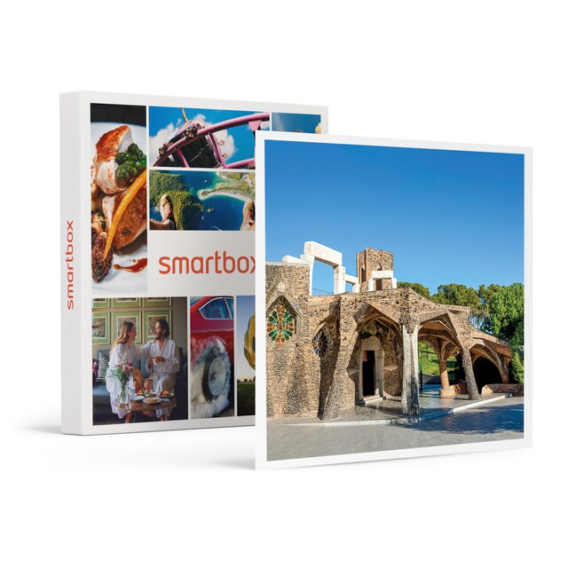 Imagen 0 de Smartbox Cripta Gaudí y Colònia Güell: 1 visita con audioguía para 2 personas