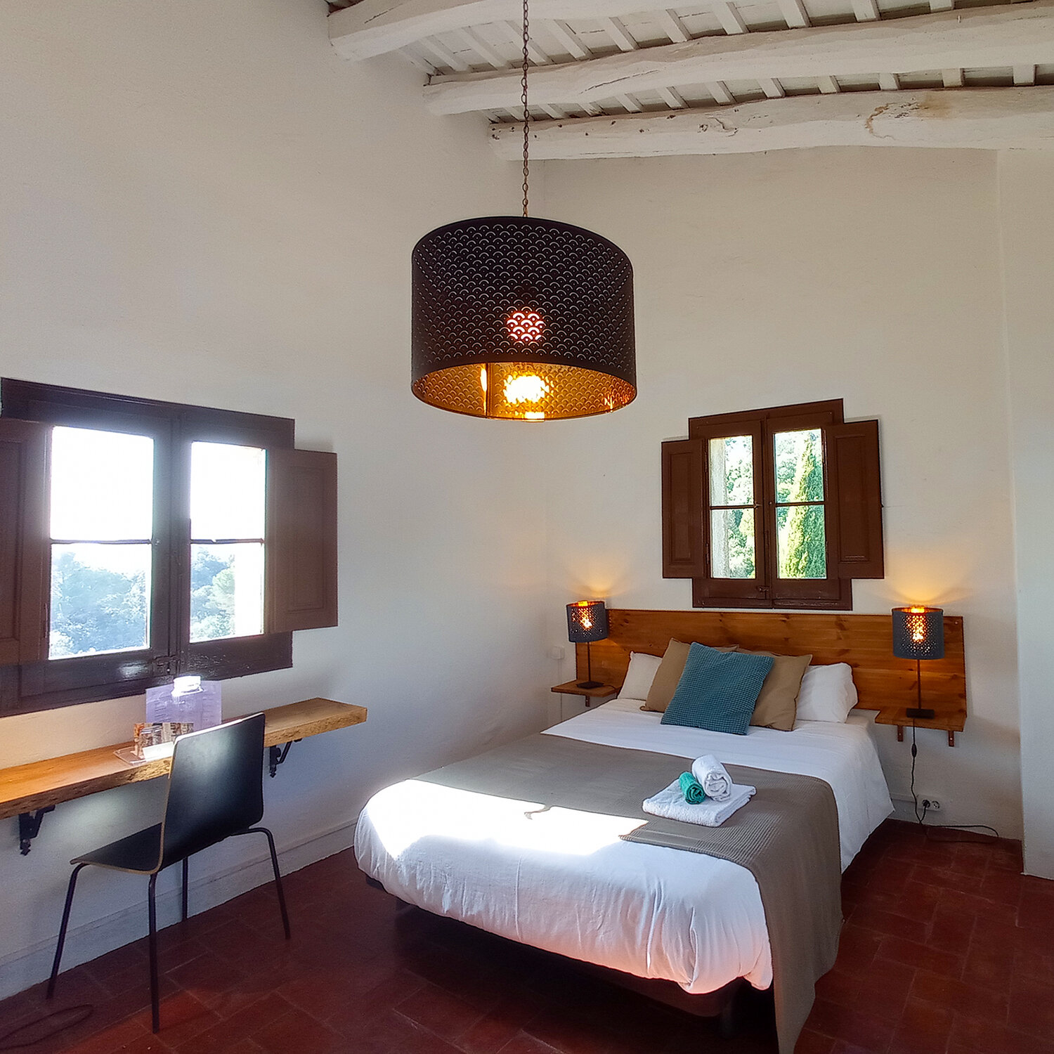 Smartbox Retiros Detox: 4 noches con pensión completa y clases de yoga diarias para 2 personas