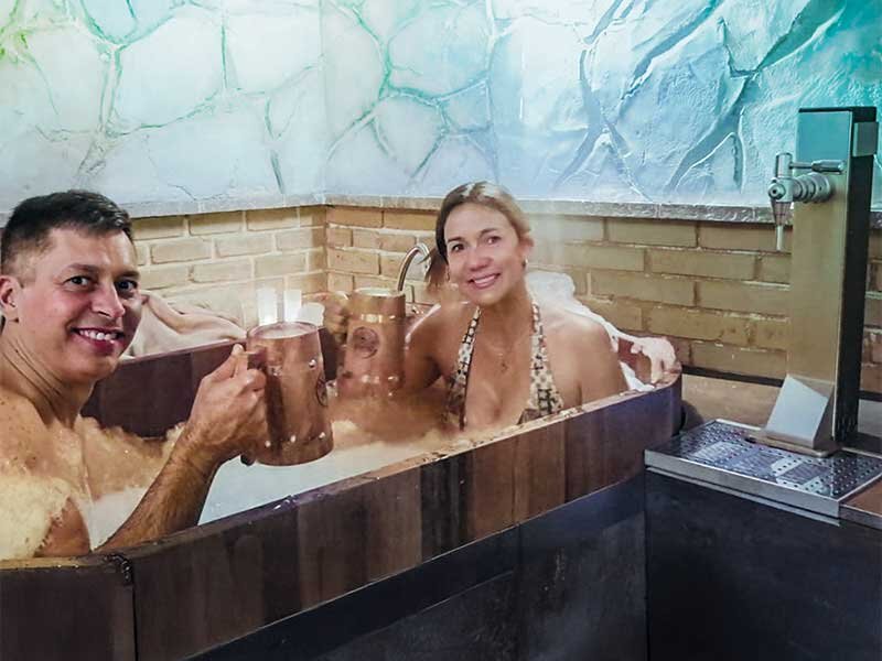 Smartbox Beer Spa Madrid: circuito spa, masaje y degustación de cerveza para 2 personas 3