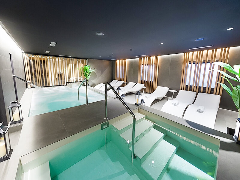 Smartbox Neptuno Hotel & Spa 4*S: 1 noche con spa y masajes para 2 personas en Calella 4
