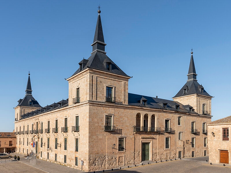 Smartbox 2 noches con desayuno en un exclusivo Parador en Castilla y León 3