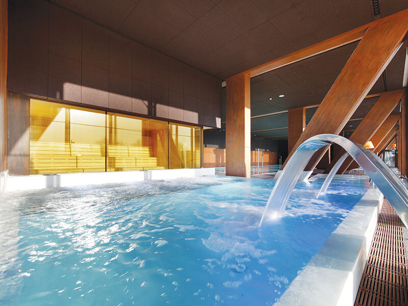 Smartbox 1 noche en Paradores y acceso a spa para 2 personas 4