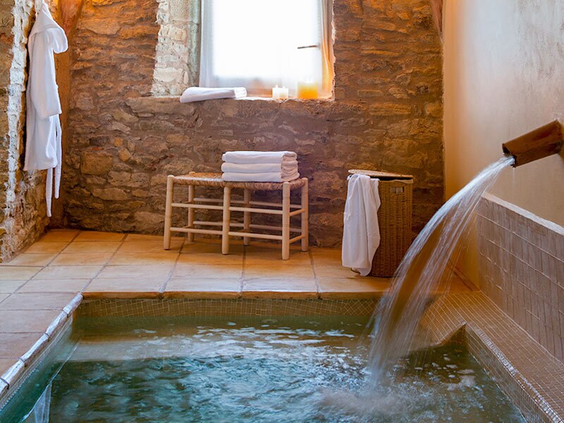 Smartbox 1 noche con desayuno, cena y spa en Hotel Can Buch de Girona 4