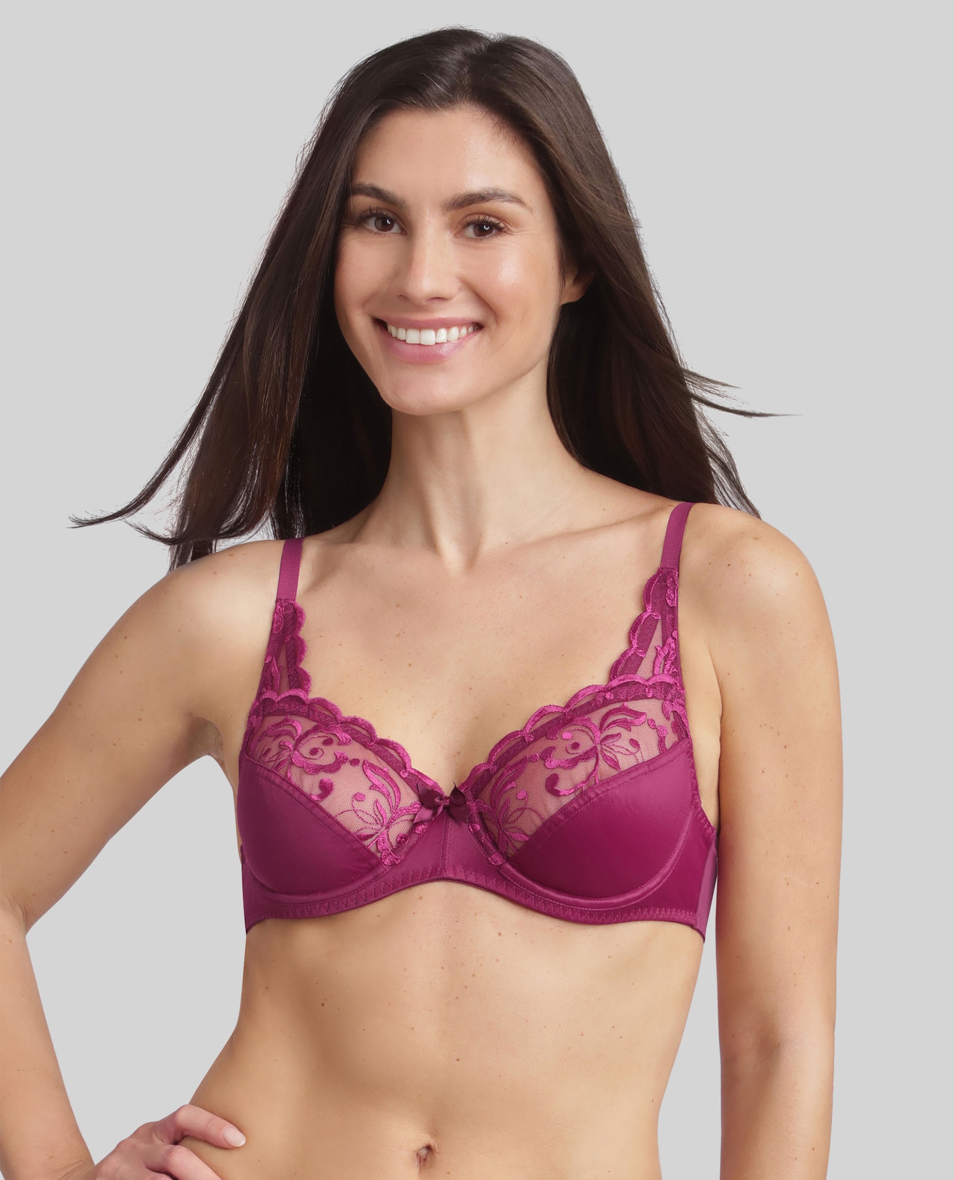 Imagen 0 de Sujetador con aros de microfibra y bordados Rosa