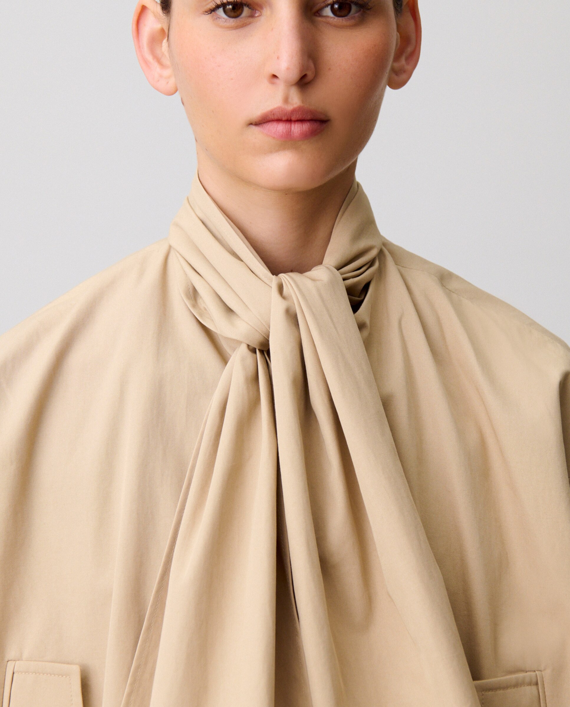 Gabardina de mujer corta con algodón y cuello desmontable - Claudie Pierlot - Beige Beige-4