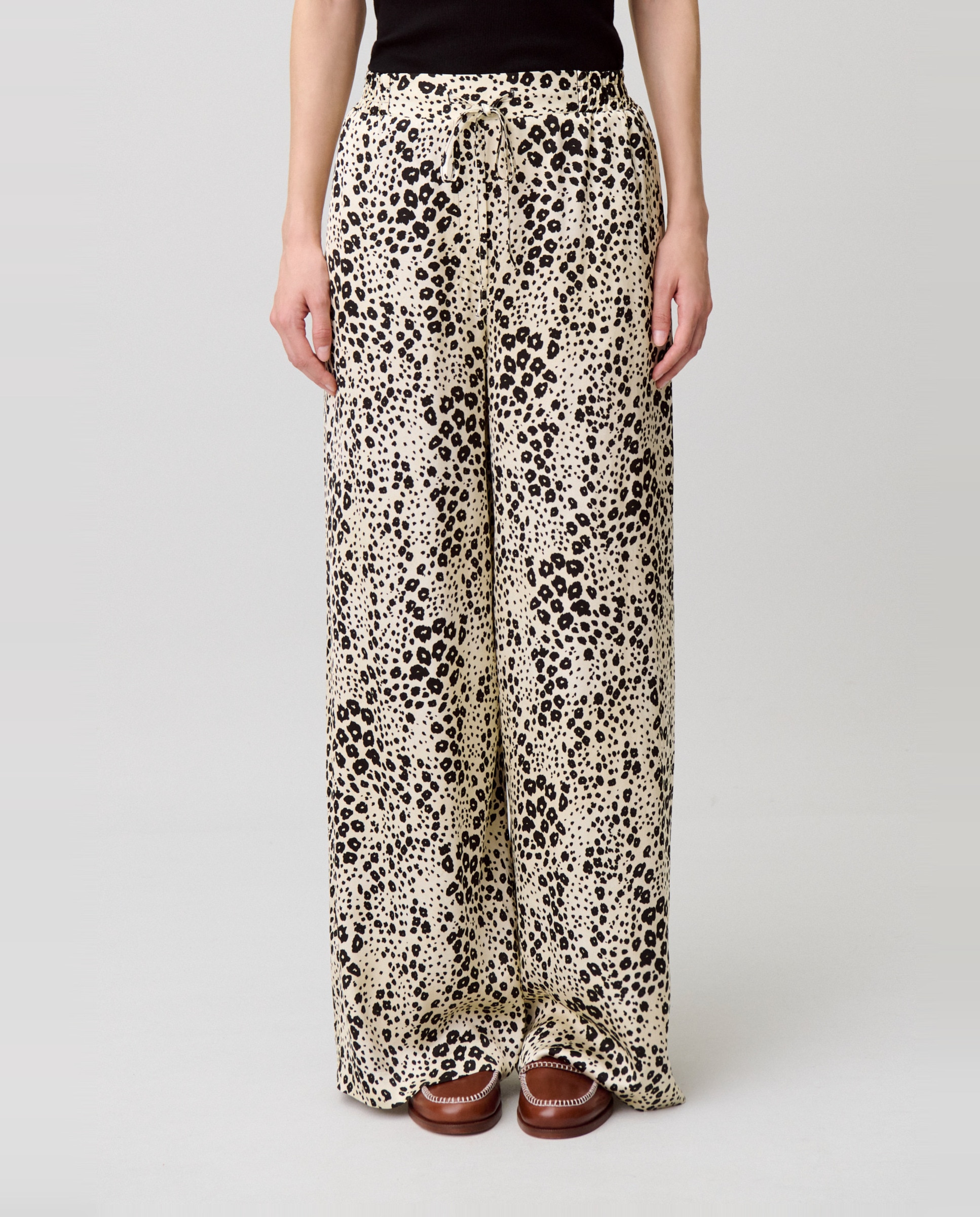 Pantalones anchos de mujer de satén ligero con estampado animal - Claudie Pierlot - Crema Crema-2