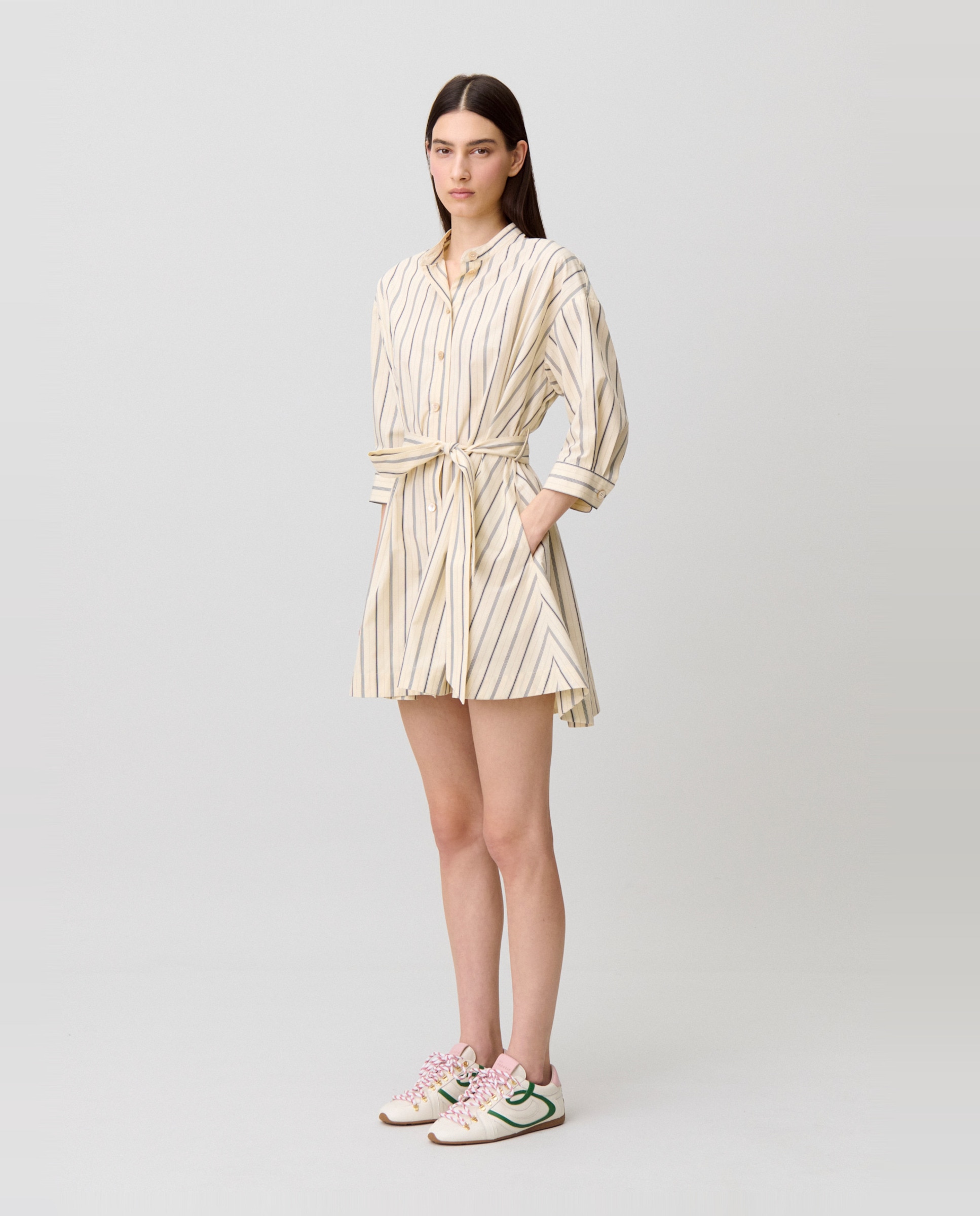 Claudie Pierlot - Vestido corto camisero de algodón entallado.
