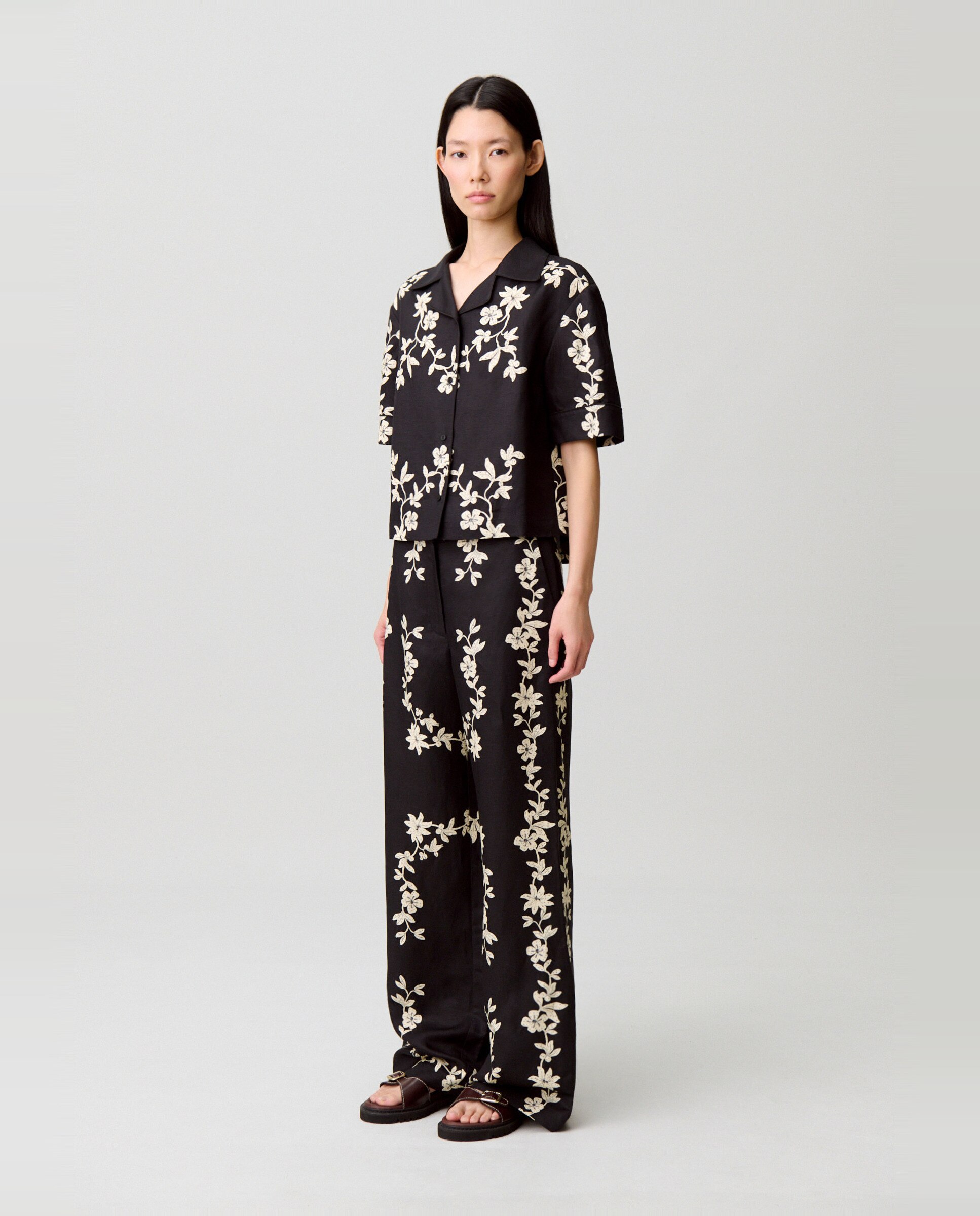 Camisa de mujer de manga corta con estampado floral - Claudie Pierlot - Negro Negro-3