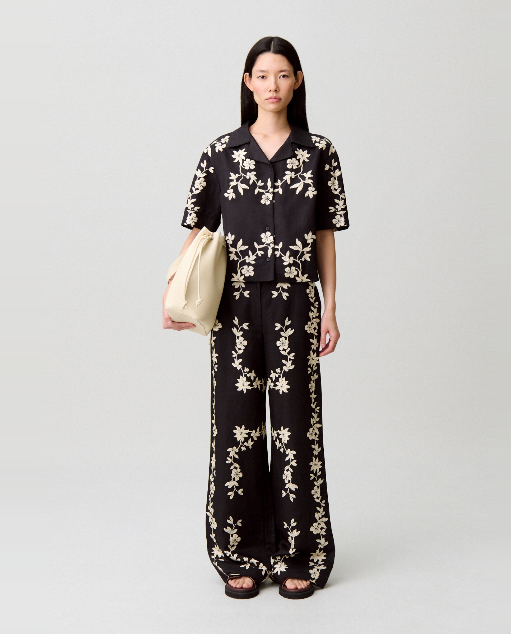 Camisa de mujer de manga corta con estampado floral - Claudie Pierlot - Negro Negro-4
