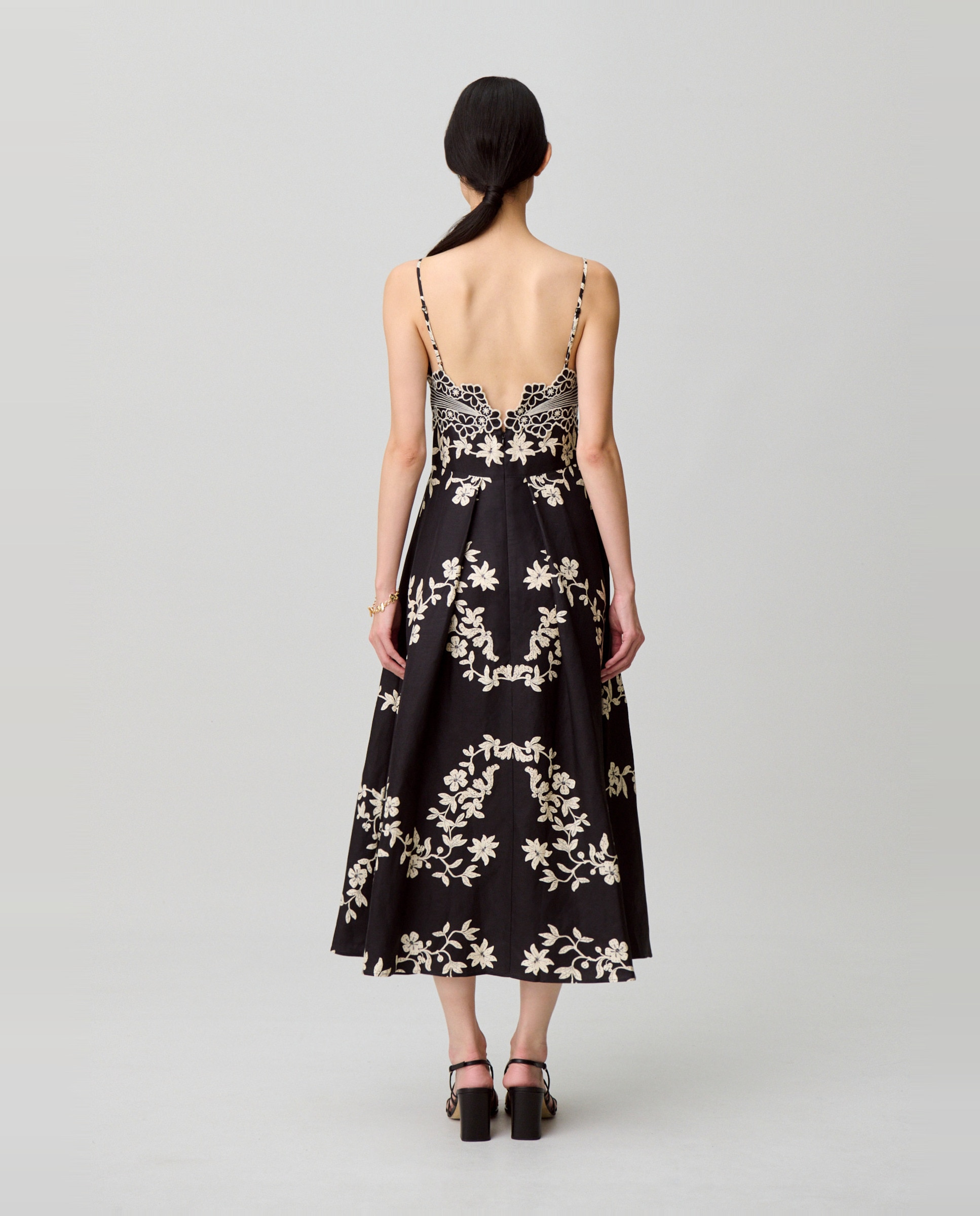 Vestido midi de tirantes con bordados florales - Claudie Pierlot - Negro Negro-3