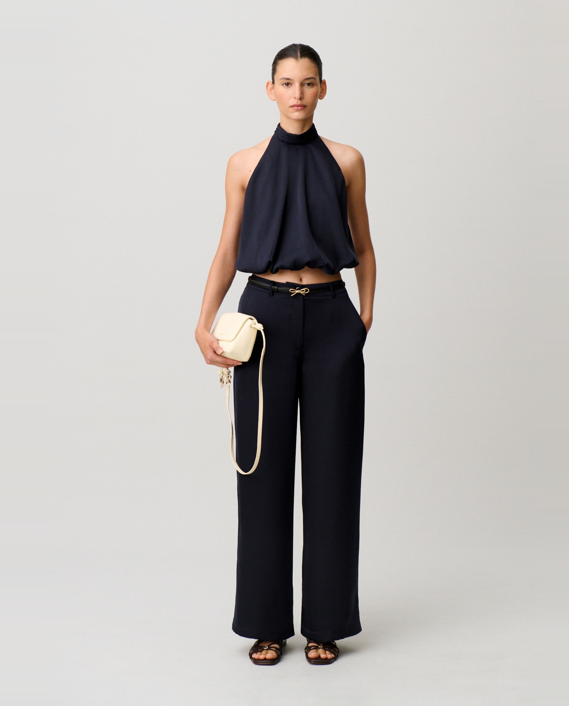 Top de mujer satinado con cuello alto plisado y espalda descubierta - Claudie Pierlot - Azul marino Azul marino-4