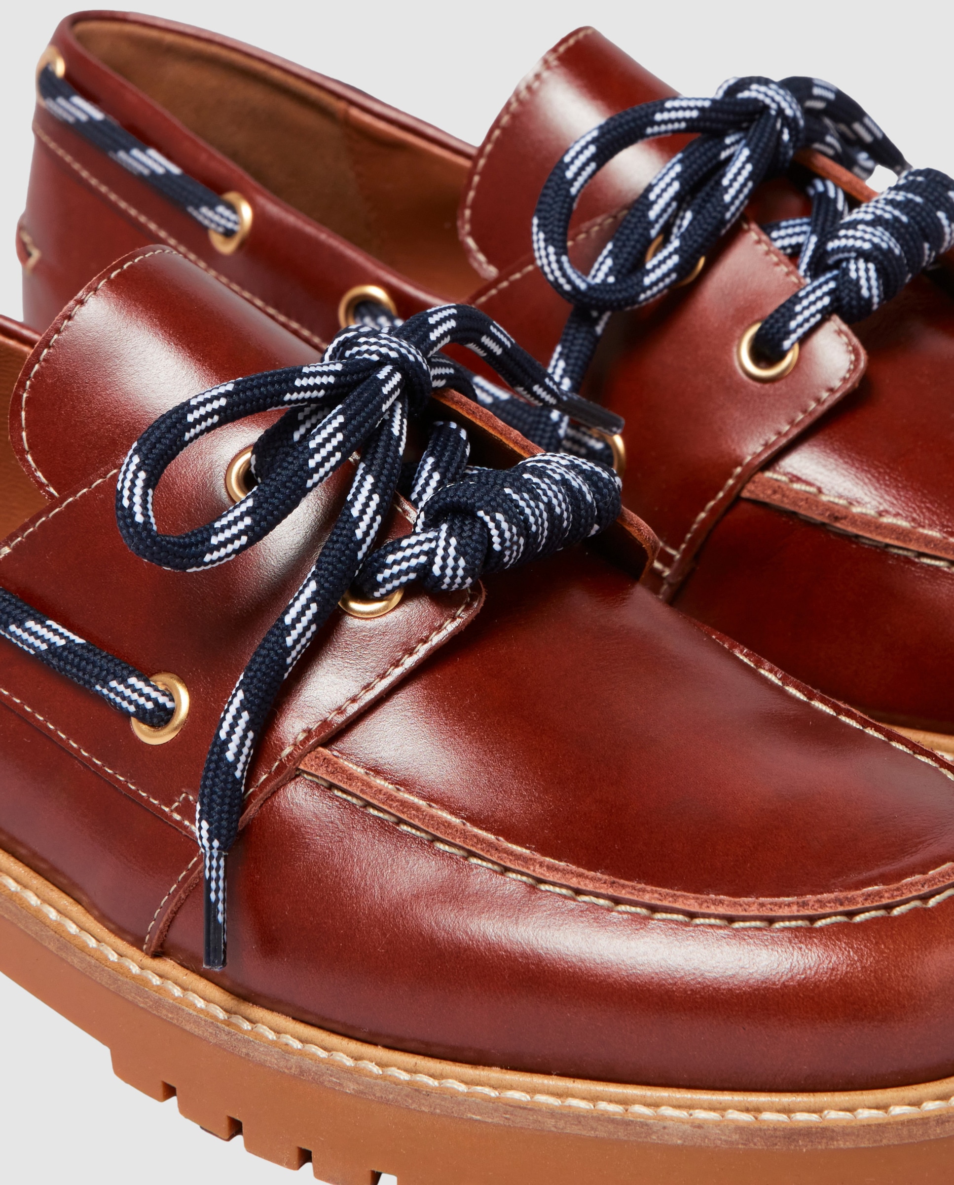 Mocasines planos de mujer de piel lisa con cordones estilo montaña - Claudie Pierlot - Caoba Caoba-6