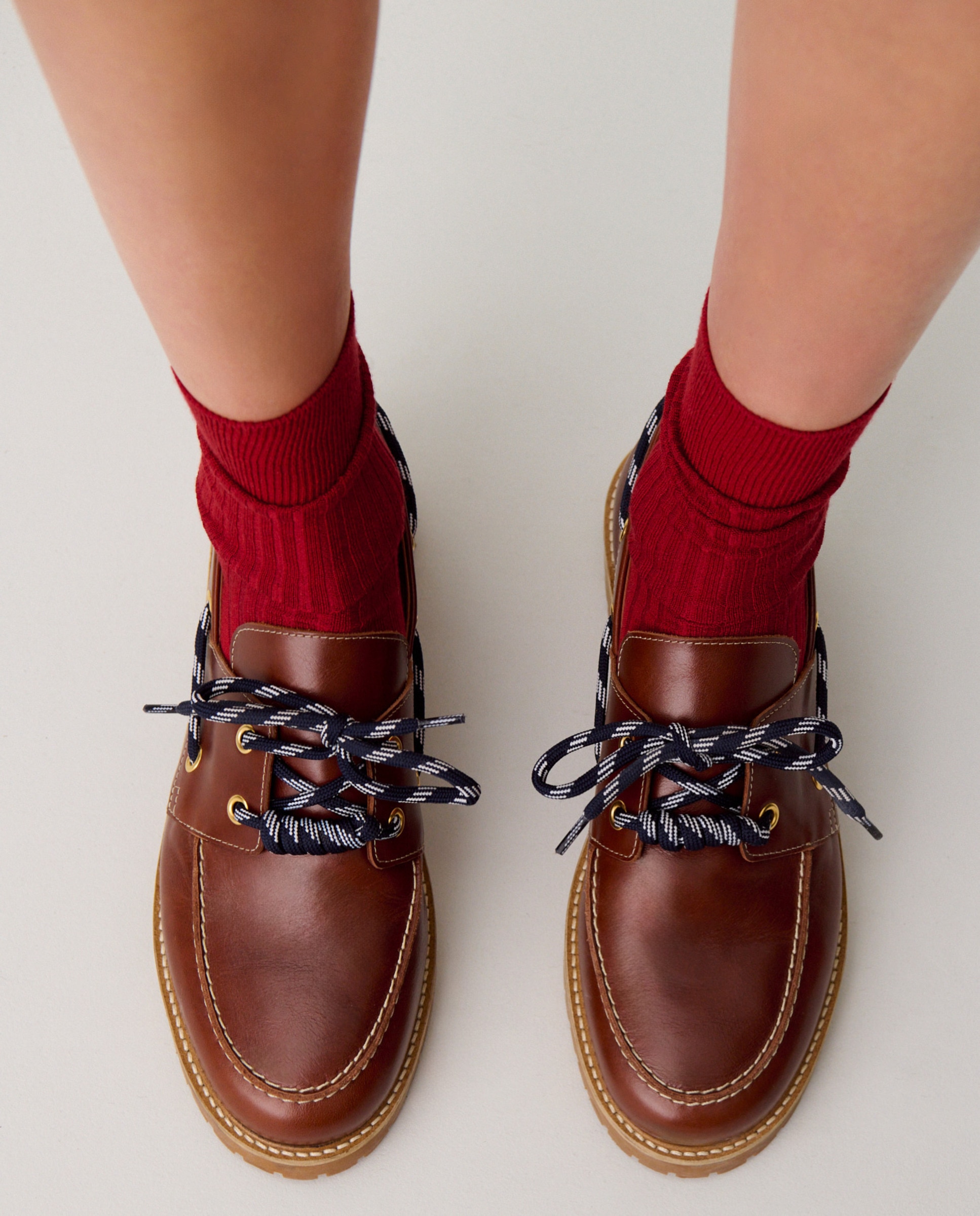 Mocasines planos de mujer de piel lisa con cordones estilo montaña - Claudie Pierlot - Caoba Caoba-3