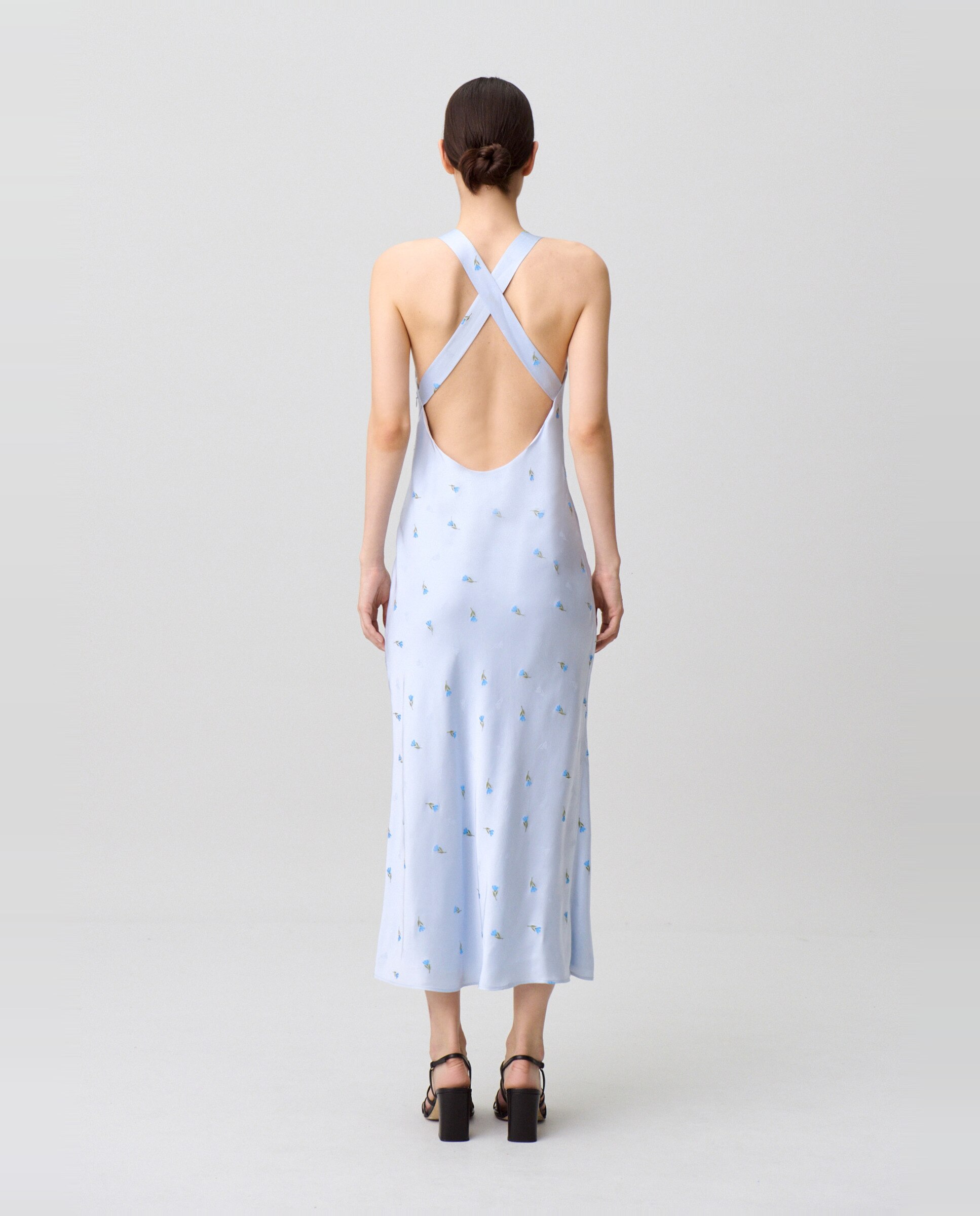 Vestido largo de satén bordado con espalda descubierta - Claudie Pierlot - Azul claro Azul claro-3