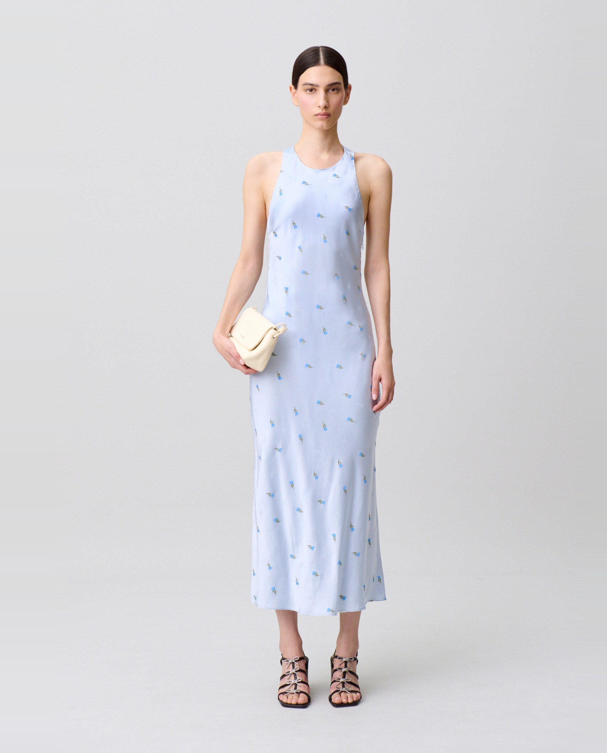 Vestido largo de satén bordado con espalda descubierta - Claudie Pierlot - Azul claro Azul claro-4