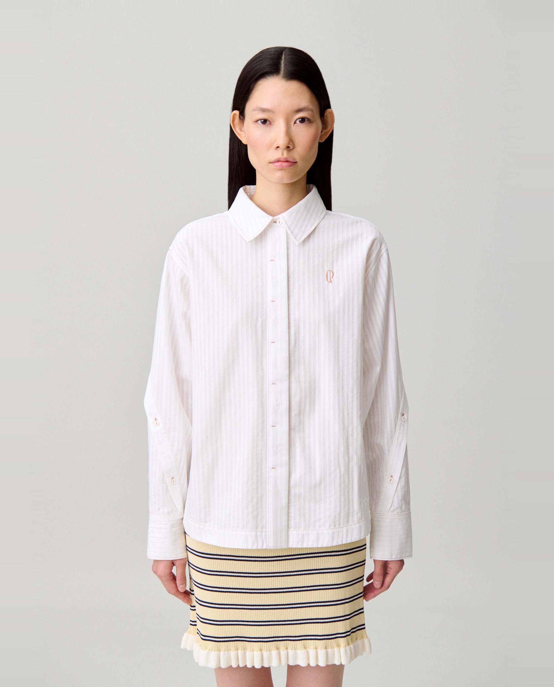 Imagen 0 de Camisa de mujer oversize de popelín con rayas tono sobre tono Blanco