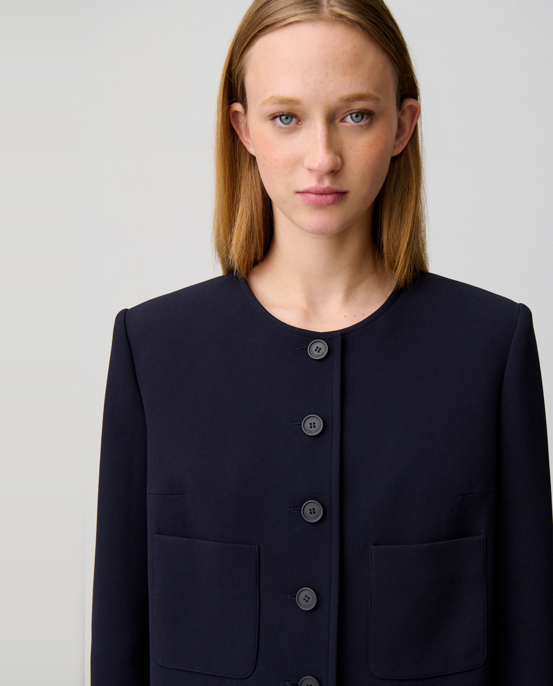 Chaqueta de mujer con cuello redondo y tapeta de botones - Claudie Pierlot - Azul marino Azul marino-5