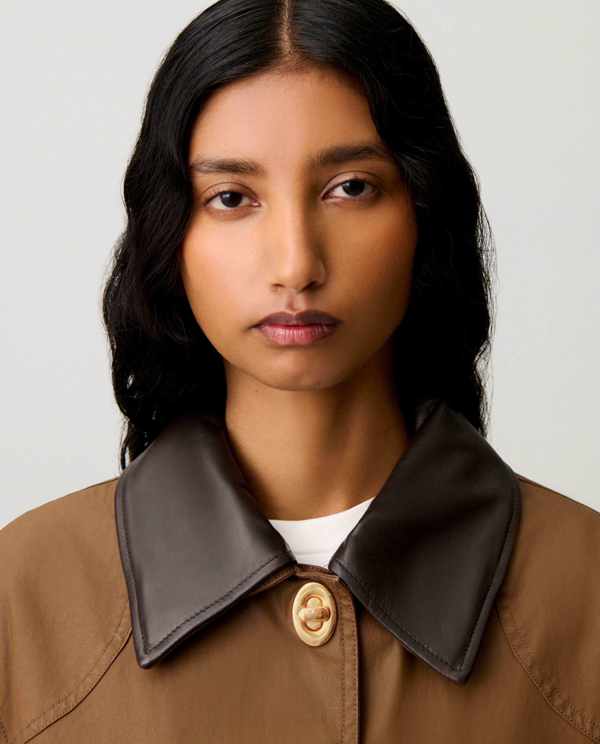 Parka de mujer corta encerada con cuello de piel desmontable - Claudie Pierlot - Marrón Marrón-5