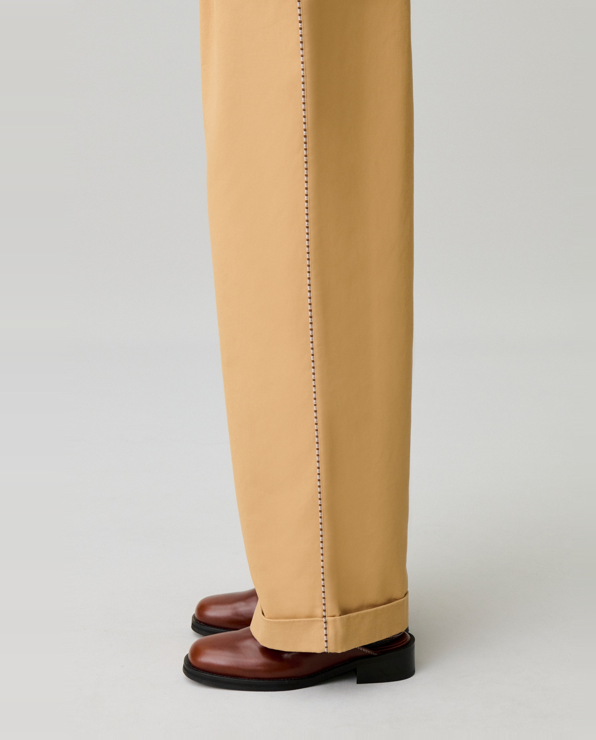 Pantalón de mujer recto de tiro normal con pliegues - Claudie Pierlot - Beige Beige-5