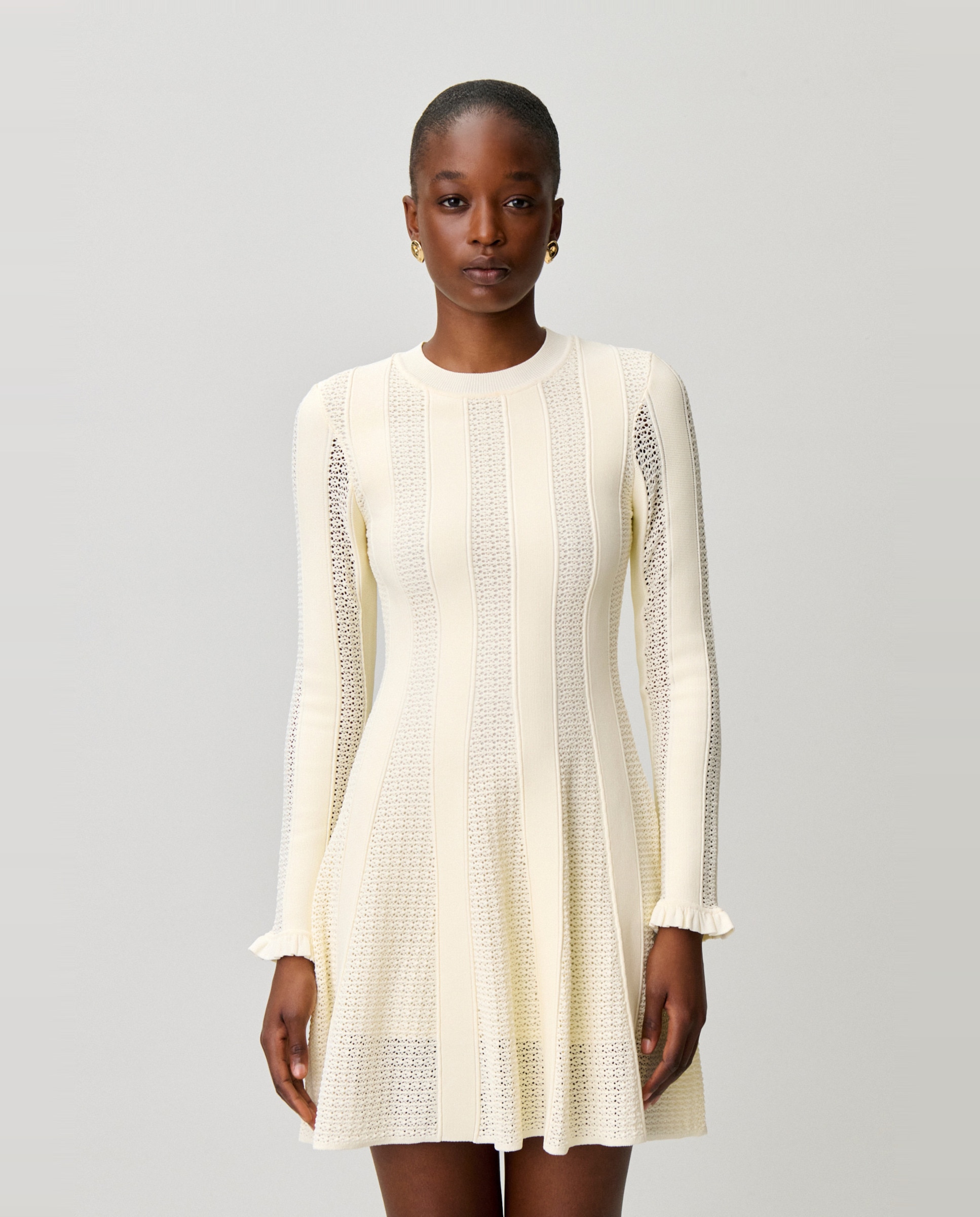 Vestido corto de punto skater con manga larga y volantes - Claudie Pierlot - Blanco Blanco-4