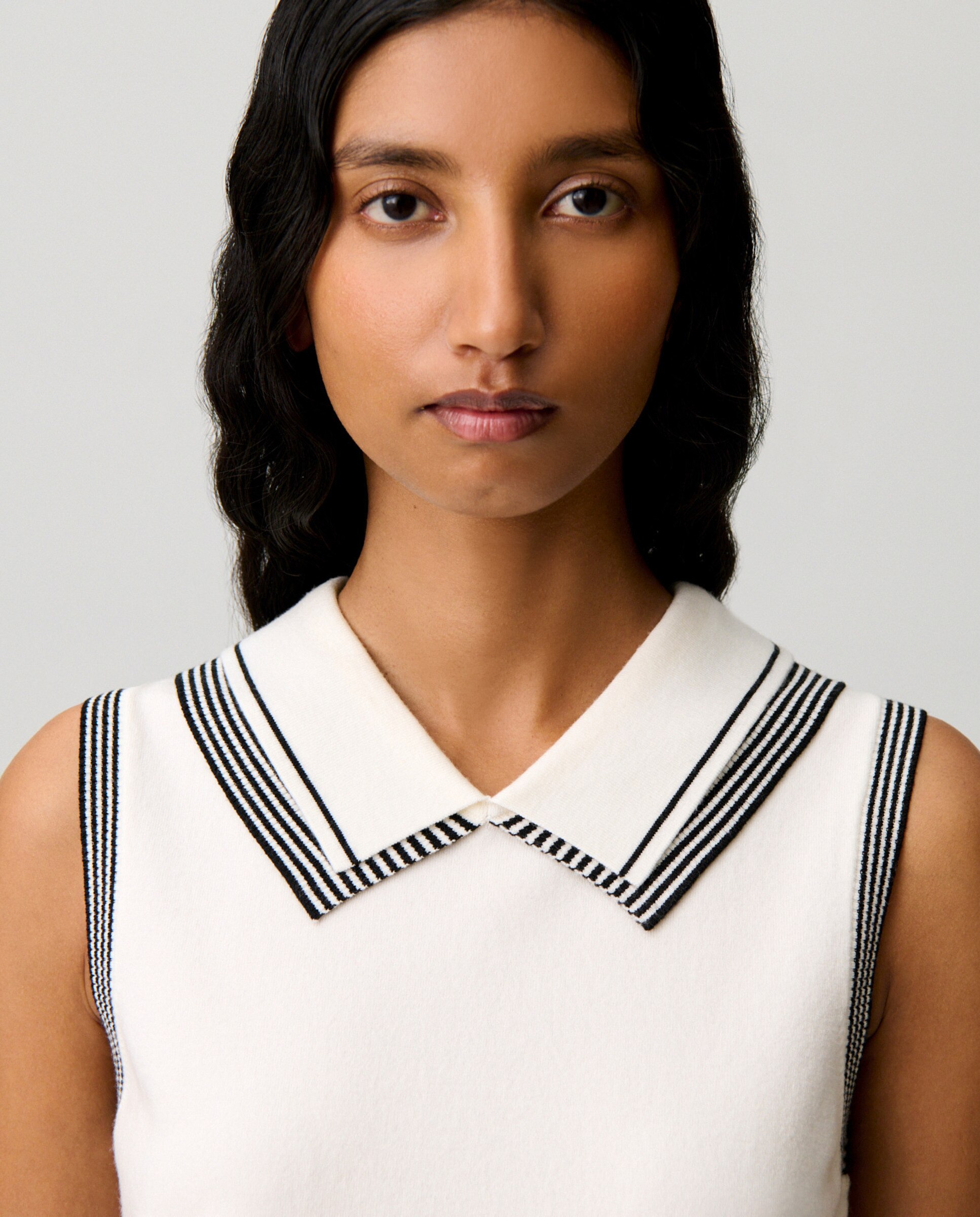 Top de punto de mujer sin mangas con cuello doble tipo camisa - Claudie Pierlot - Blanco Blanco-5