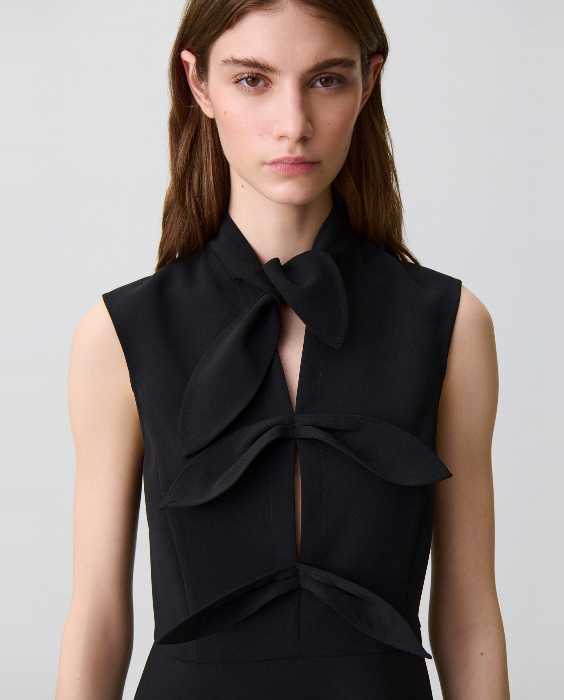 Vestido corto con cuello lazada y corte patinadora - Claudie Pierlot - Negro Negro-5