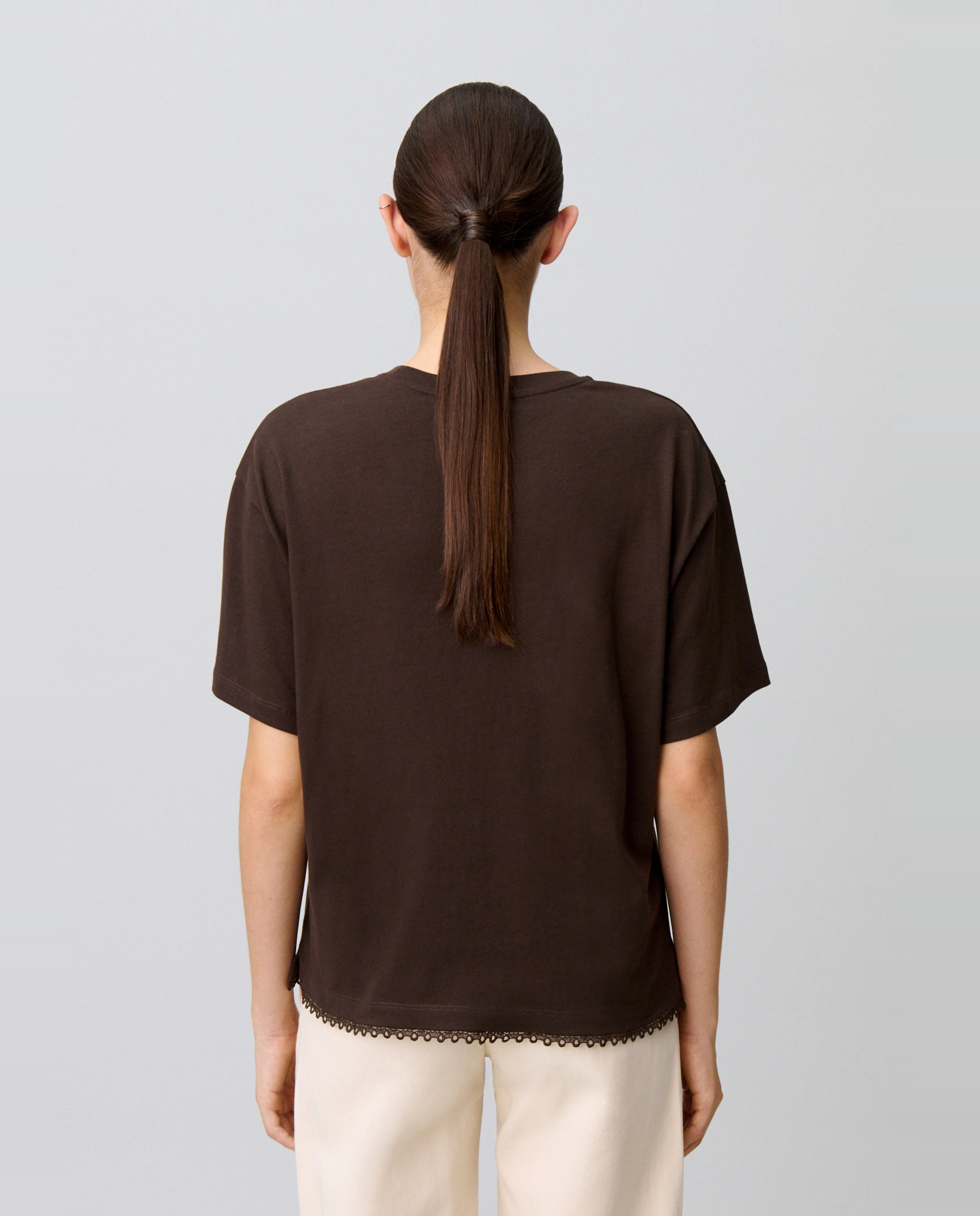 Camiseta de punto fino de mujer con flor en el hombro - Claudie Pierlot - Marrón Marrón-2