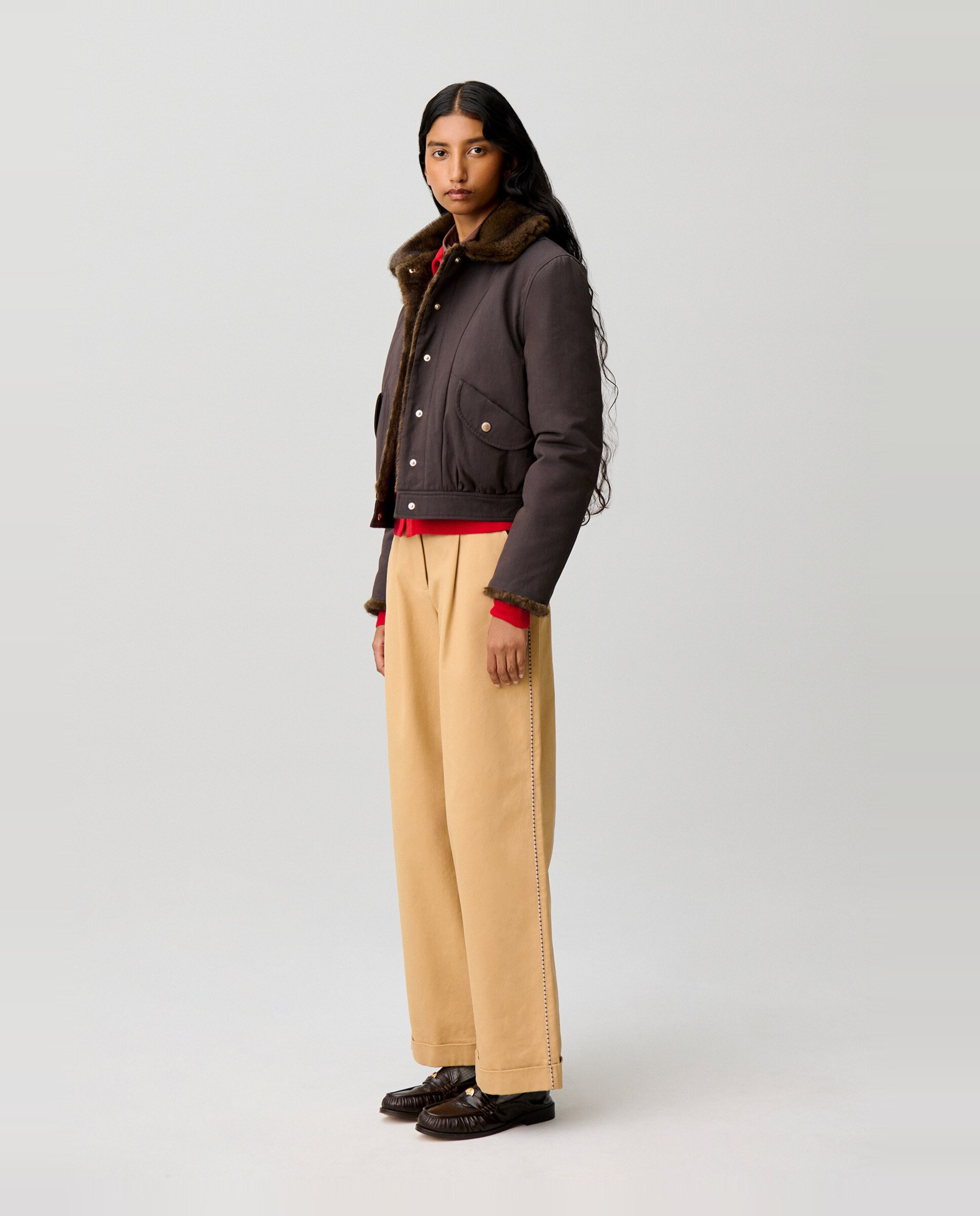 Parka de mujer corta reversible de nailon repelente al agua y pelo sintético - Claudie Pierlot - Marrón Marrón-4