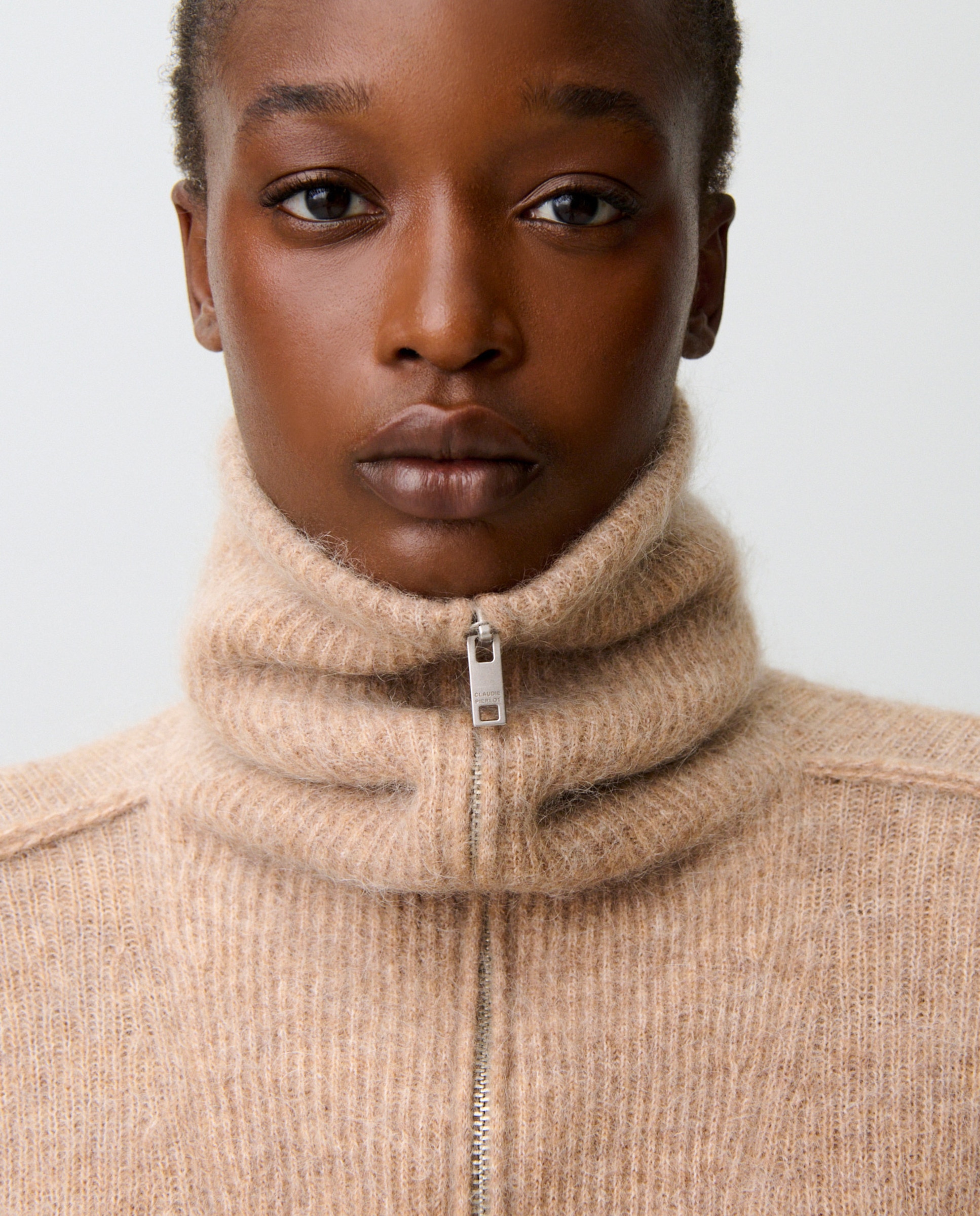 Cárdigan de punto con cremallera de mujer cuello camionero efecto cepillado - Claudie Pierlot - Camel Camel-5