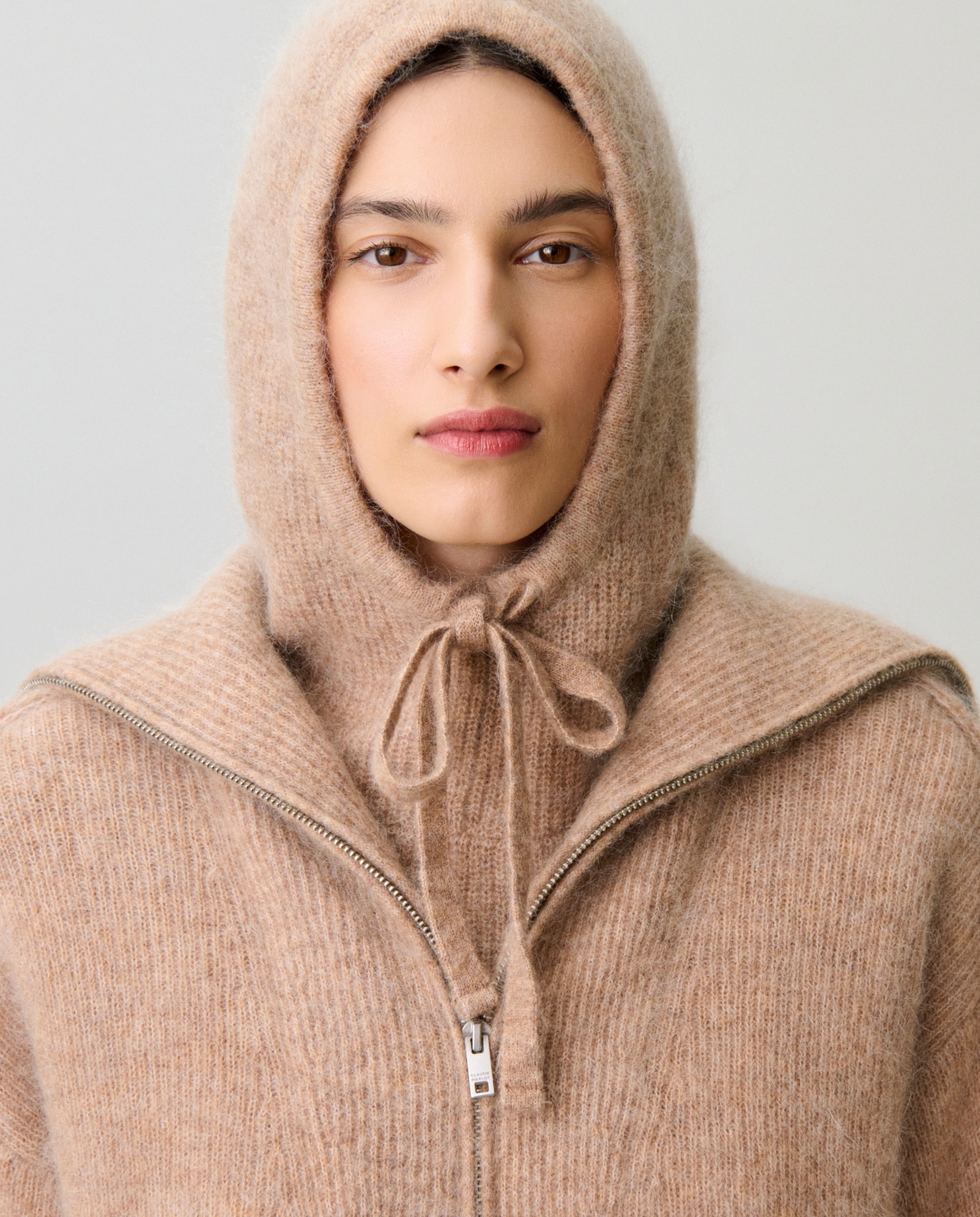 Pasamontañas de mujer de punto con efecto pelo y cuello integrado - Claudie Pierlot - Camel Camel-2