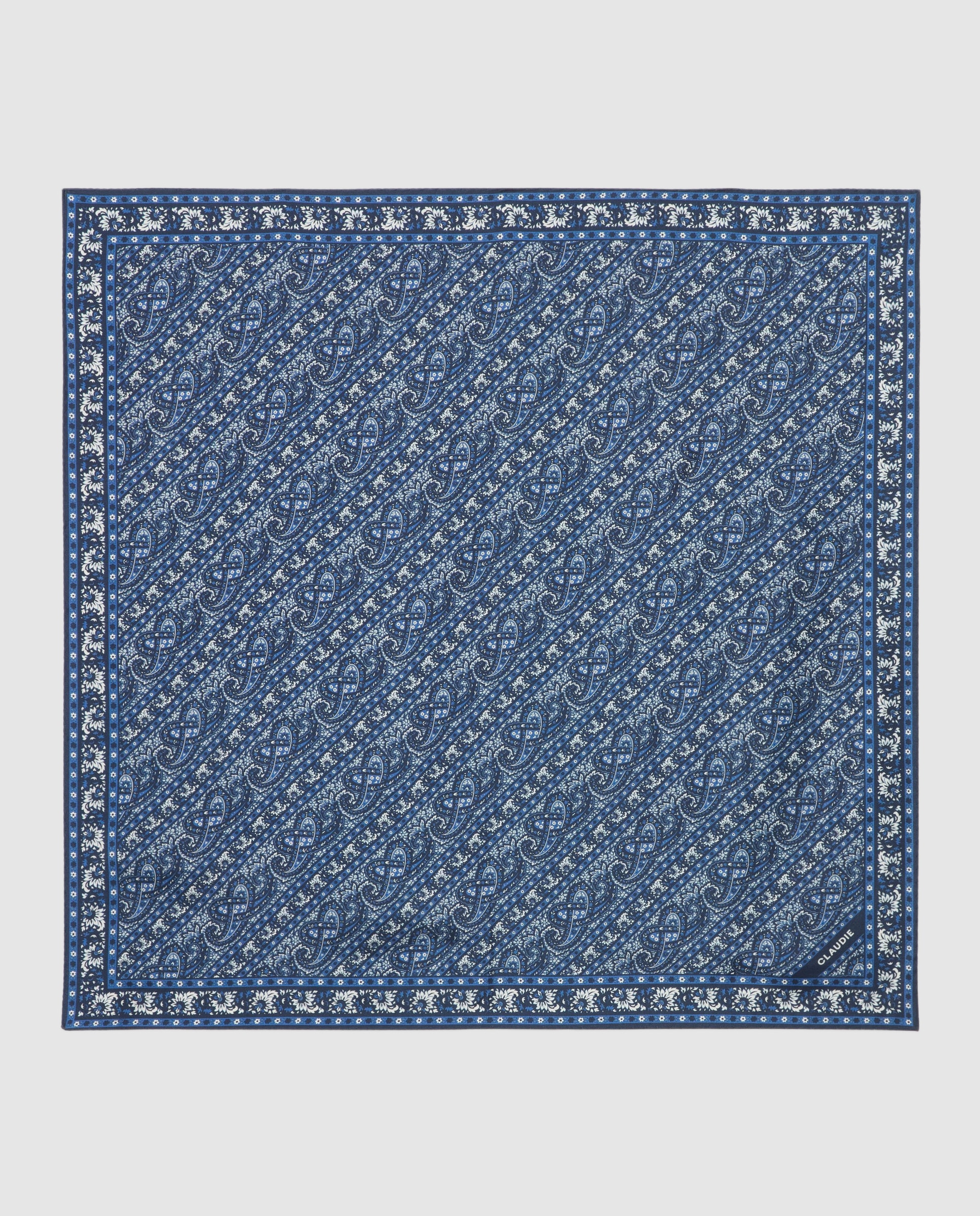 Imagen 0 de Pañuelo de mujer de seda con estampado paisley Azul marino