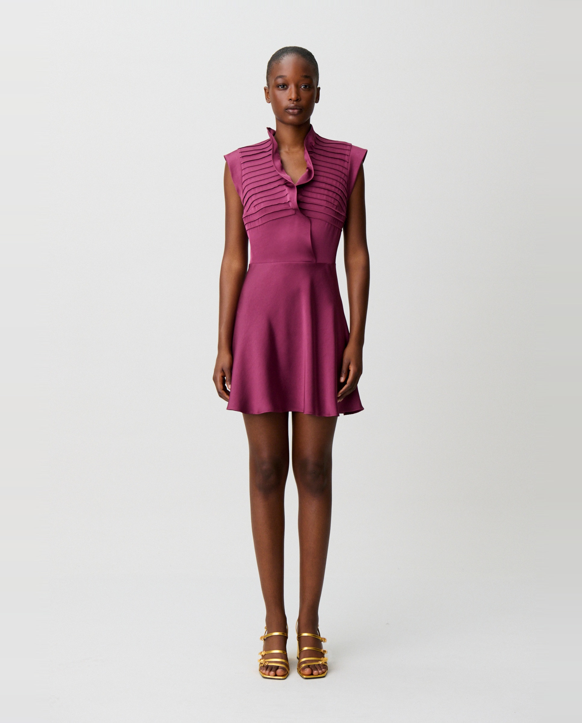 Vestido corto satinado con cuello victoriano y falda de vuelo - Claudie Pierlot - Magenta Magenta-1