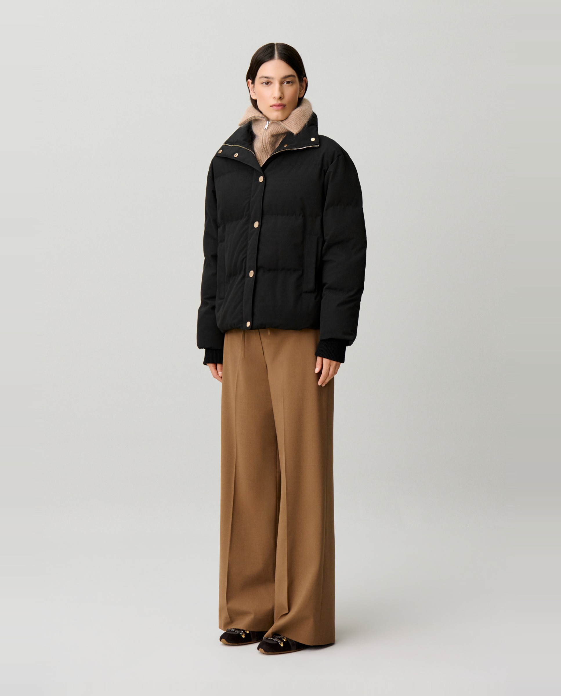 Plumífero de mujer corto con cuello alto y corte ancho - Claudie Pierlot - Negro Negro-3