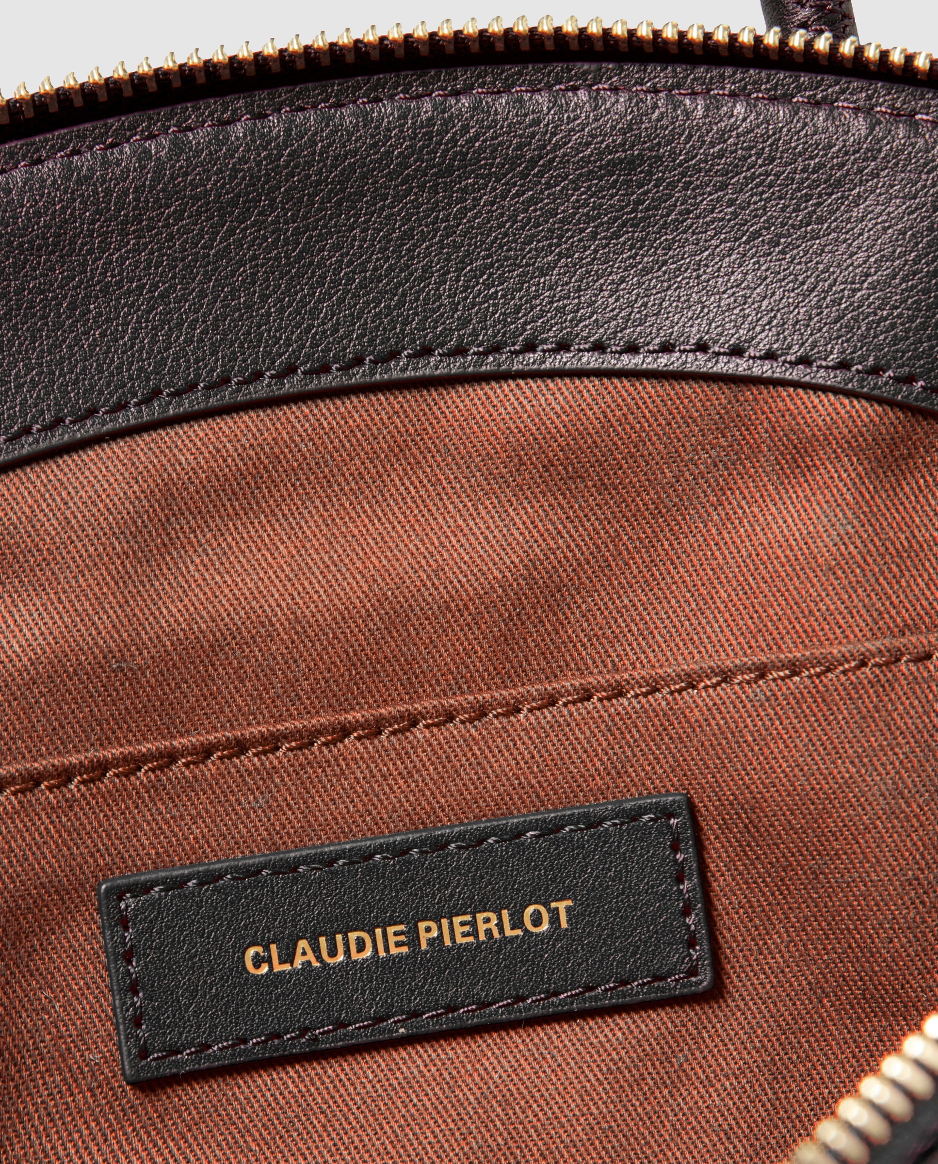Bolso de mano de piel lisa multiposición con cierre de cremallera y anillas doradas - Claudie Pierlot - Negro Negro-5