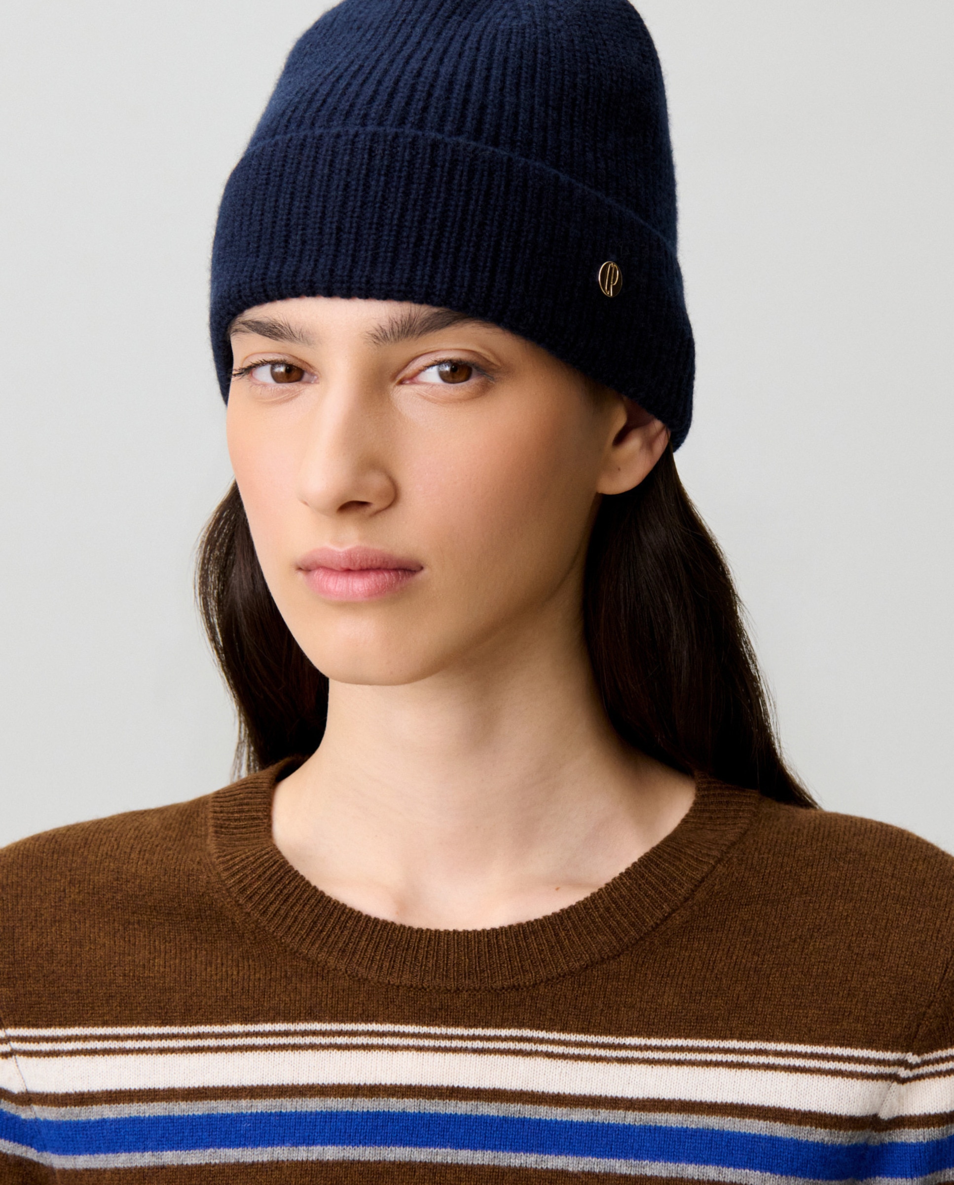 Gorro de mujer de punto de lana y cachemira de canalé grueso con vuelta - Claudie Pierlot - Azul marino Azul marino-2